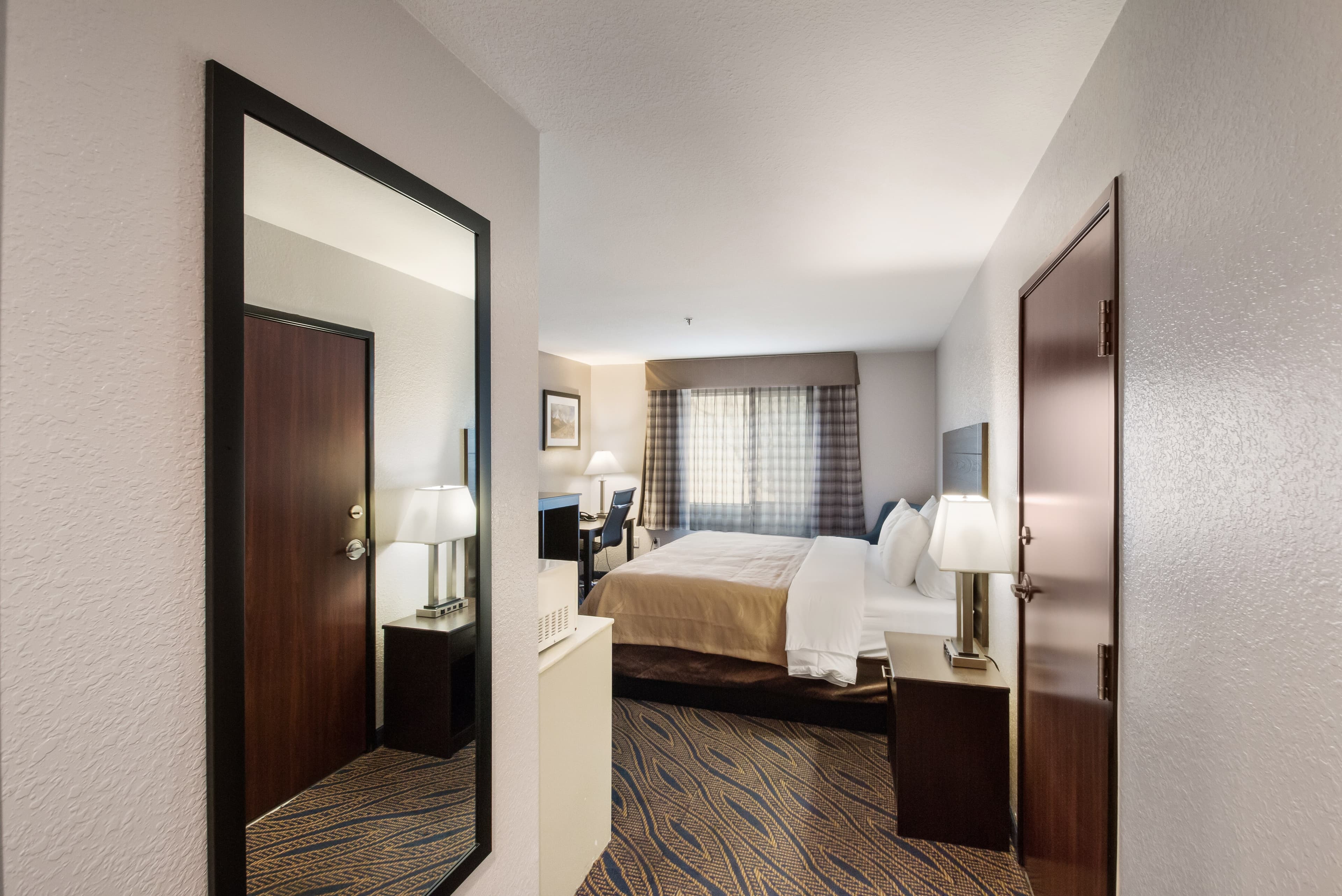 Quality Inn Midvale - Salt Lake City South - Image 3