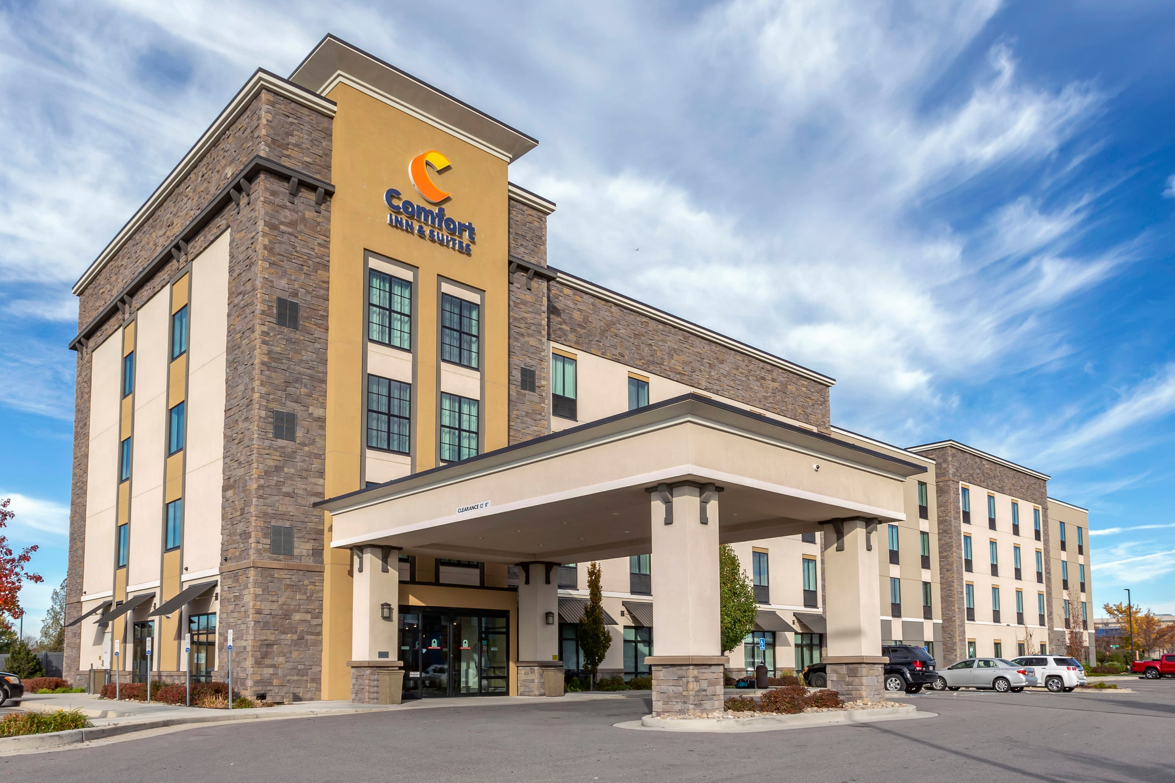 Comfort Inn & Suites Salt Lake City Airport - Image 1