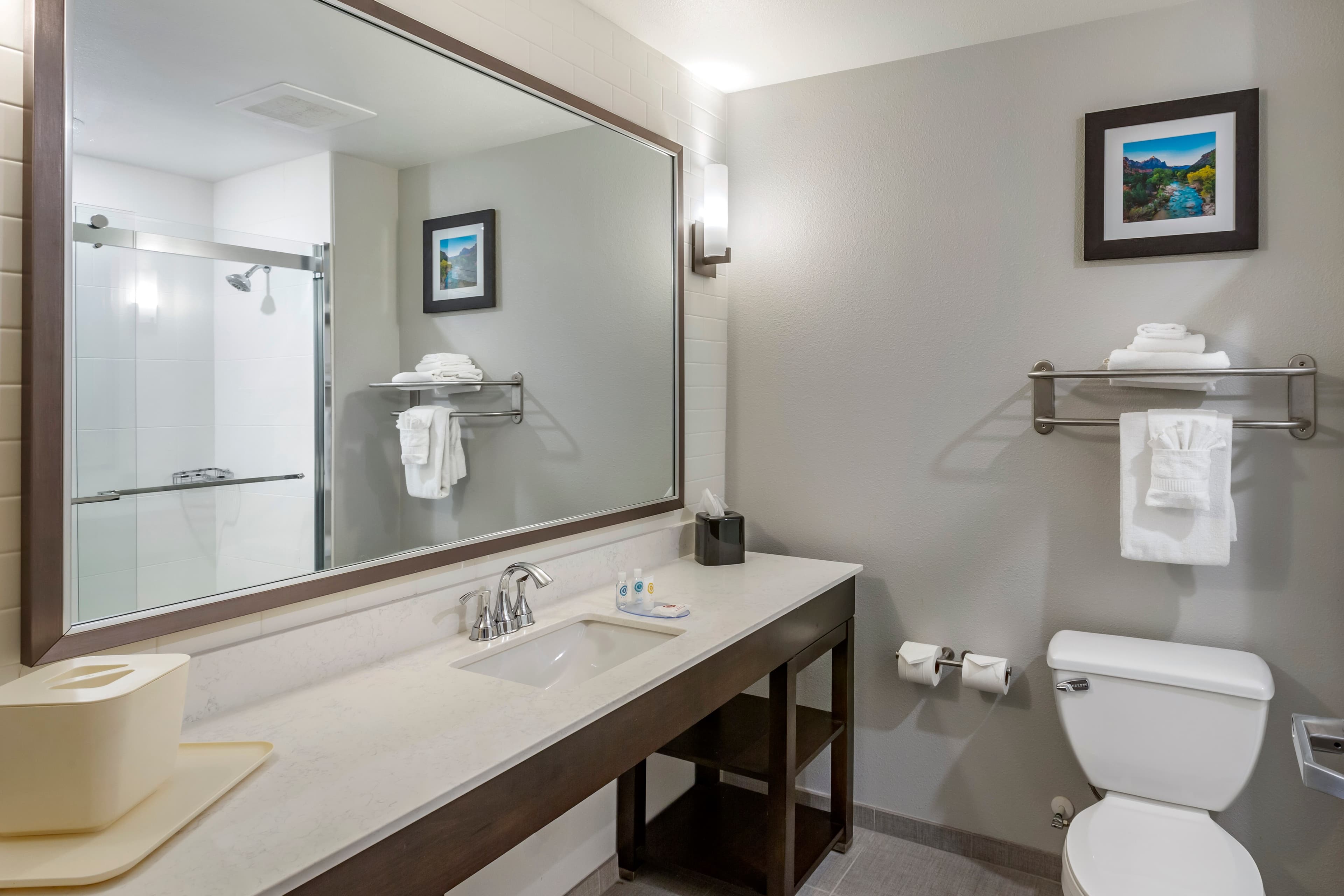Comfort Inn & Suites Salt Lake City Airport — 22