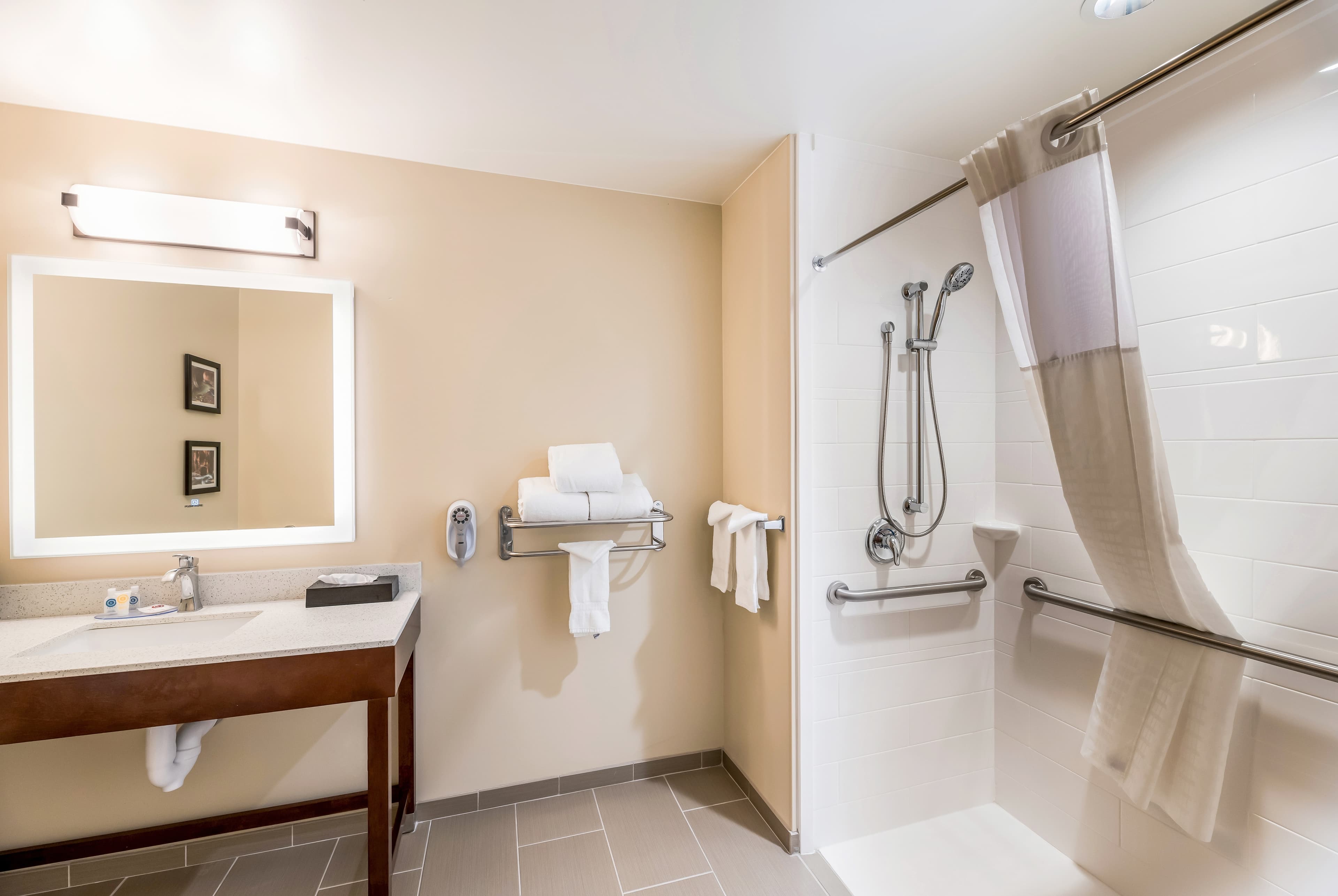 Comfort Inn & Suites Zion Park Area — 5