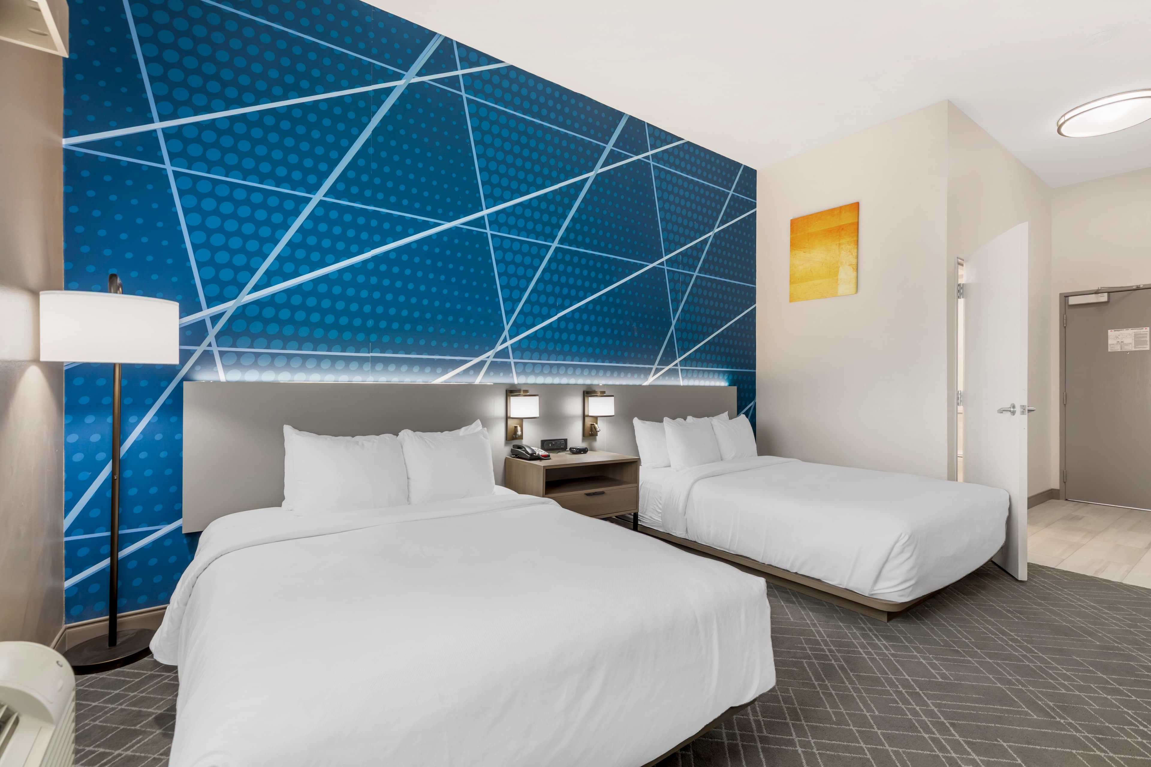 Comfort Inn Ballard-Roosevelt - Image 1
