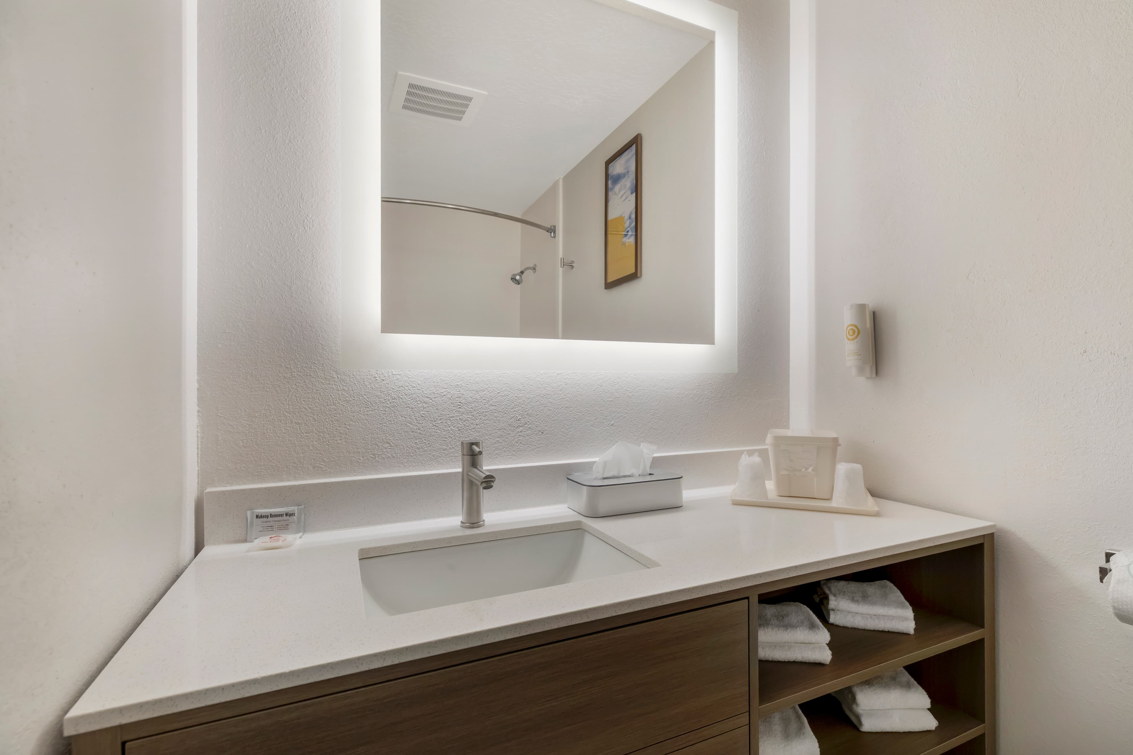 Comfort Inn Ballard-Roosevelt — 34