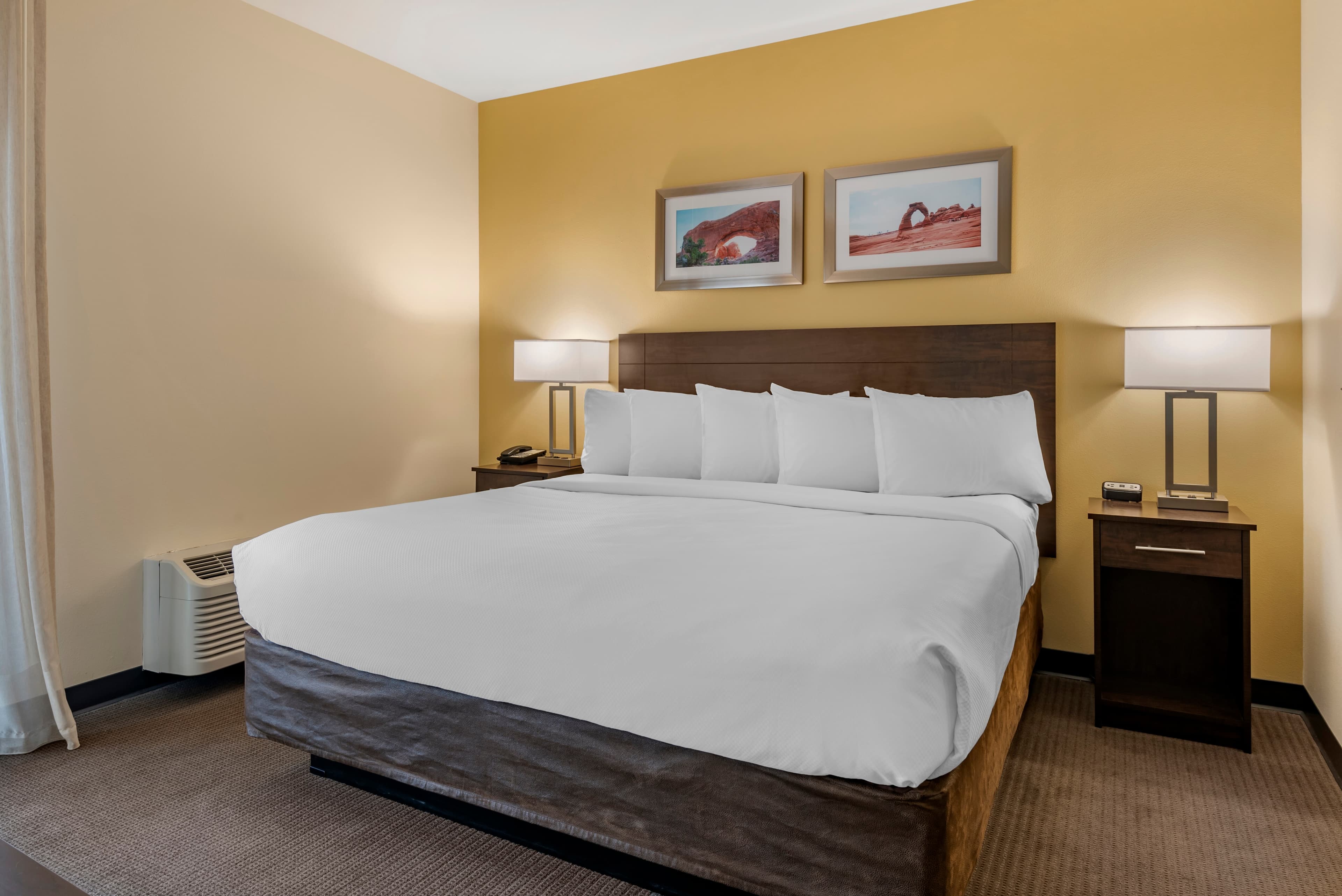 MainStay Suites Moab near Arches National Park - Image 2