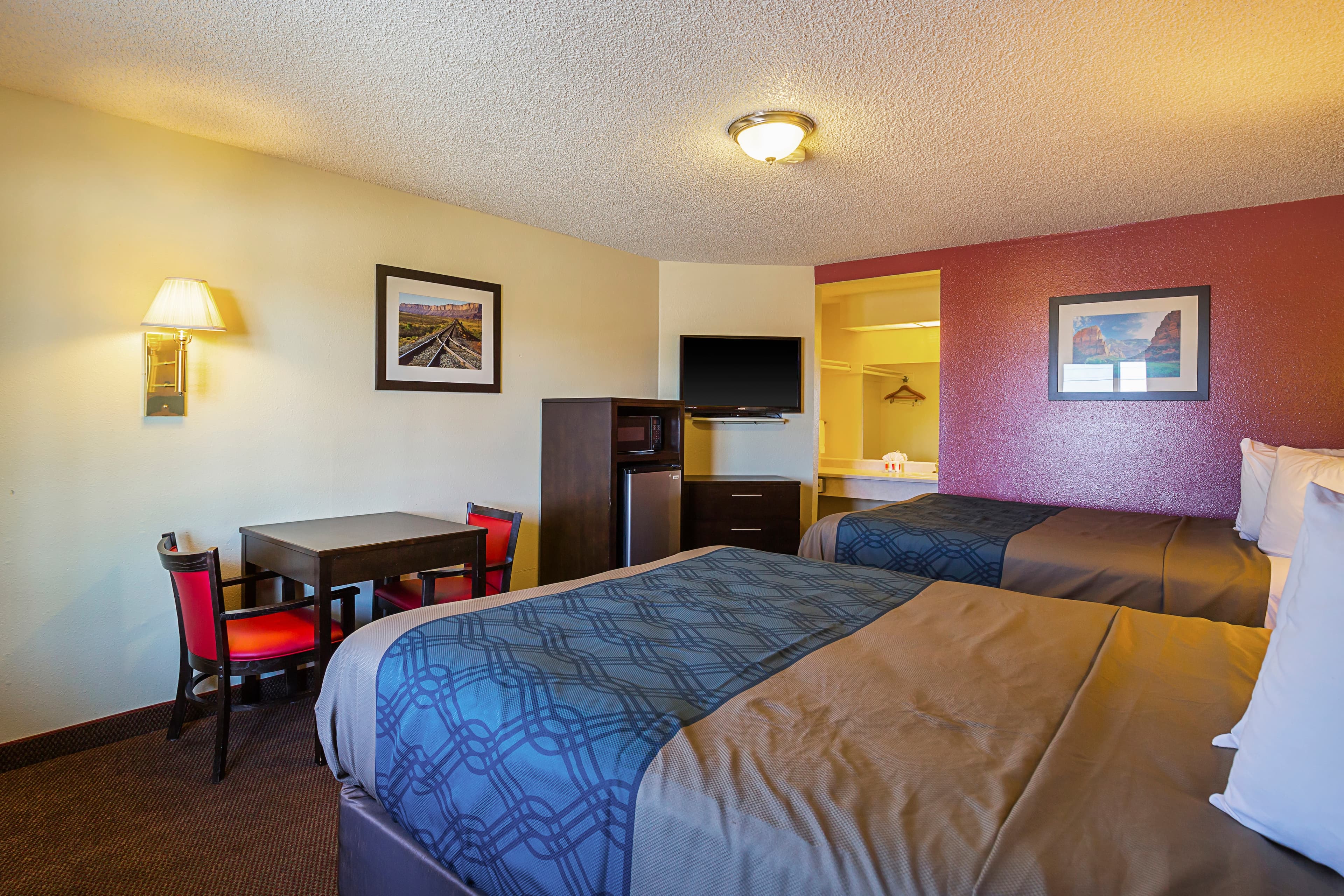 Econo Lodge Hurricane Zion Park Area — 10