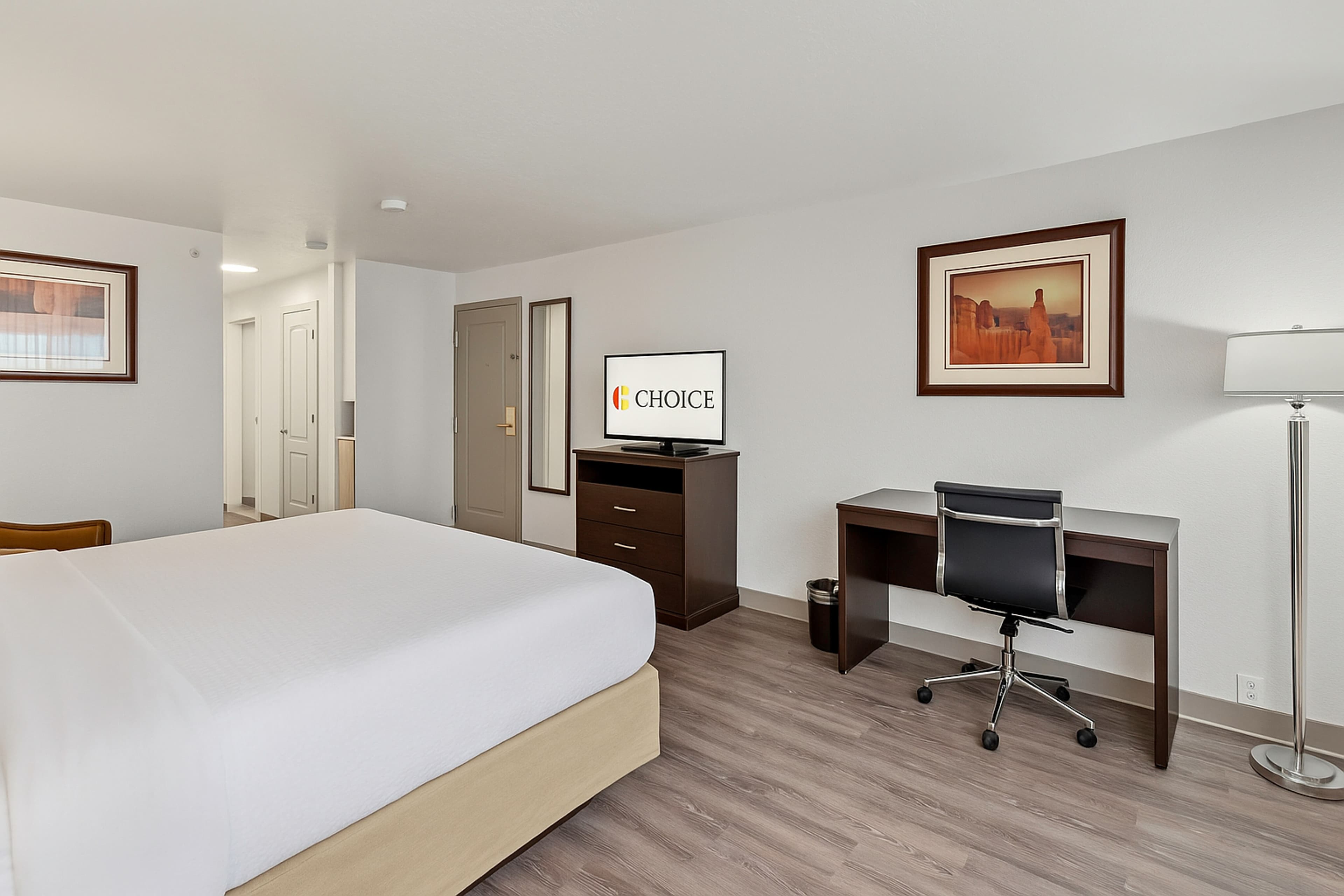 Suburban Studios Salt Lake City Airport - Image 4