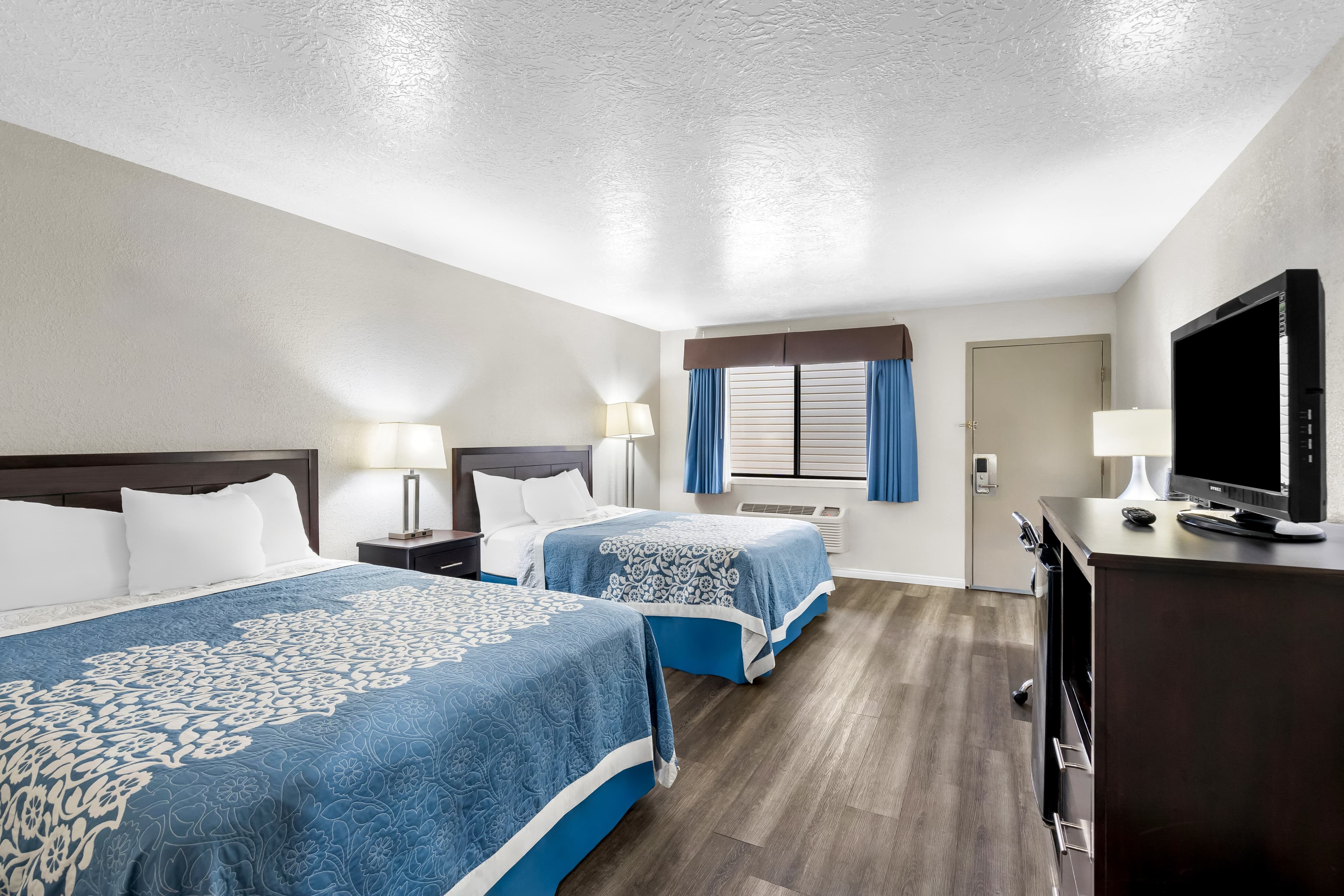 Econo Lodge Panguitch near Bryce Canyon — 15