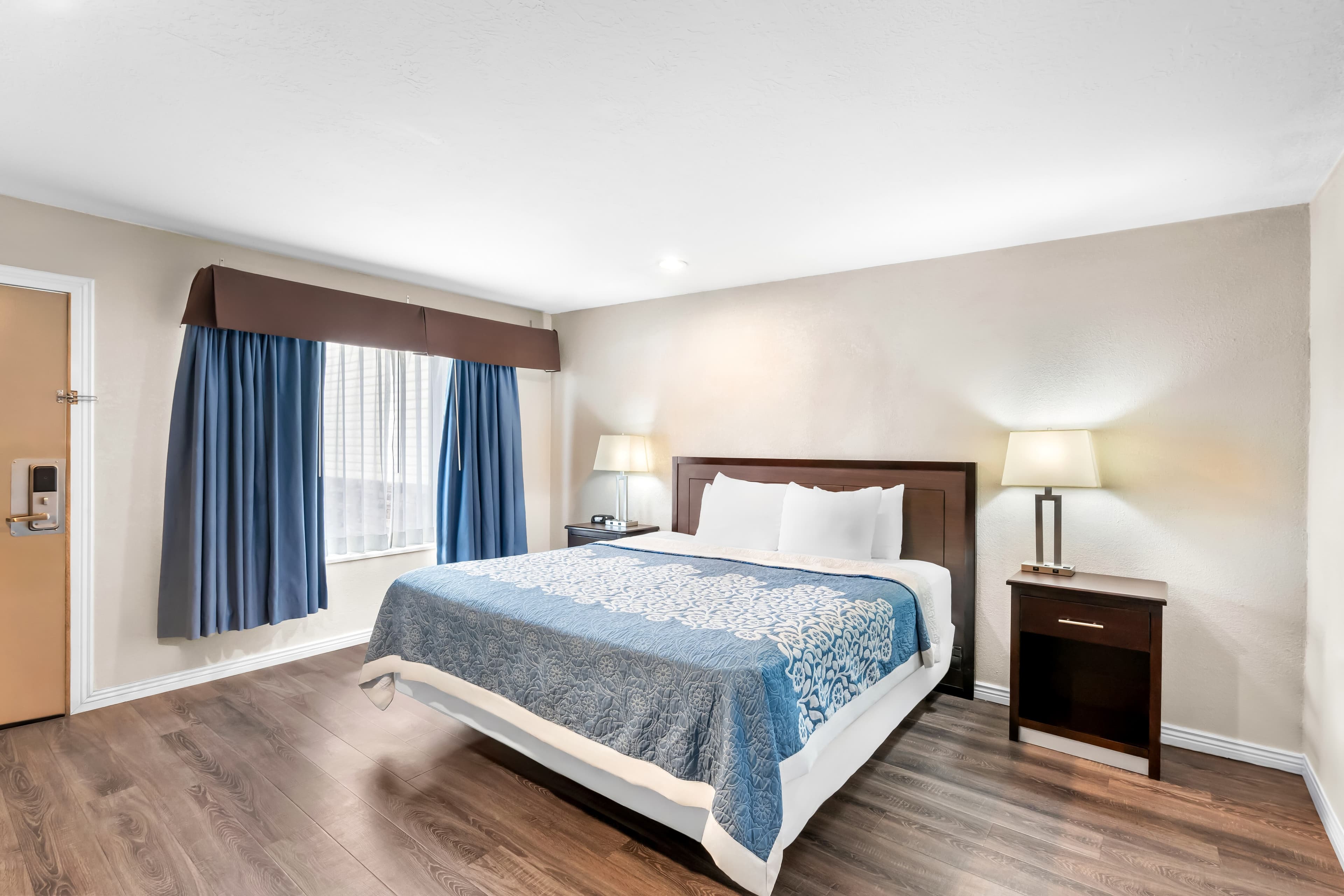 Econo Lodge Panguitch near Bryce Canyon - Image 3