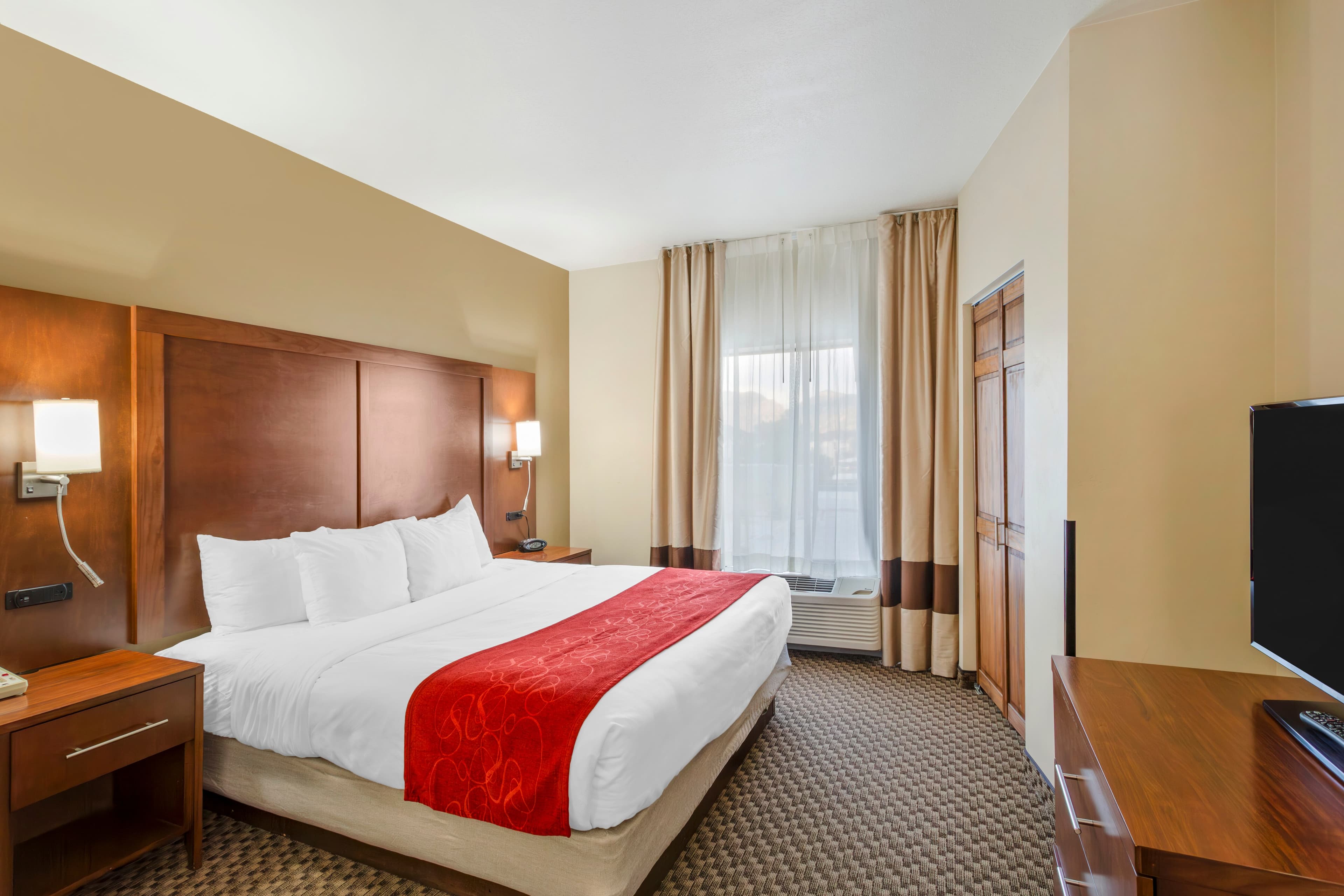 Comfort Suites Ogden Conference Center — 6