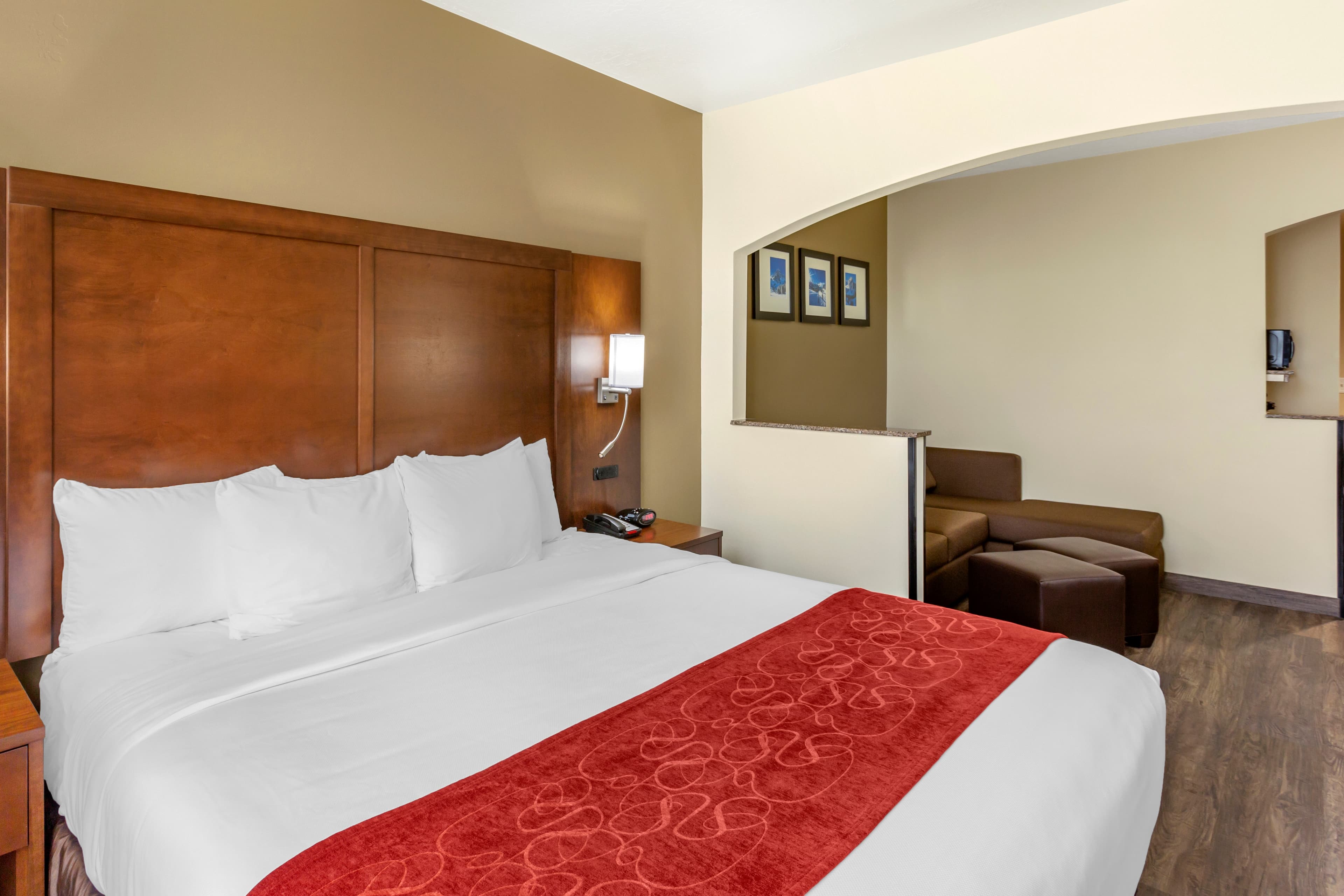 Comfort Suites Ogden Conference Center — 3