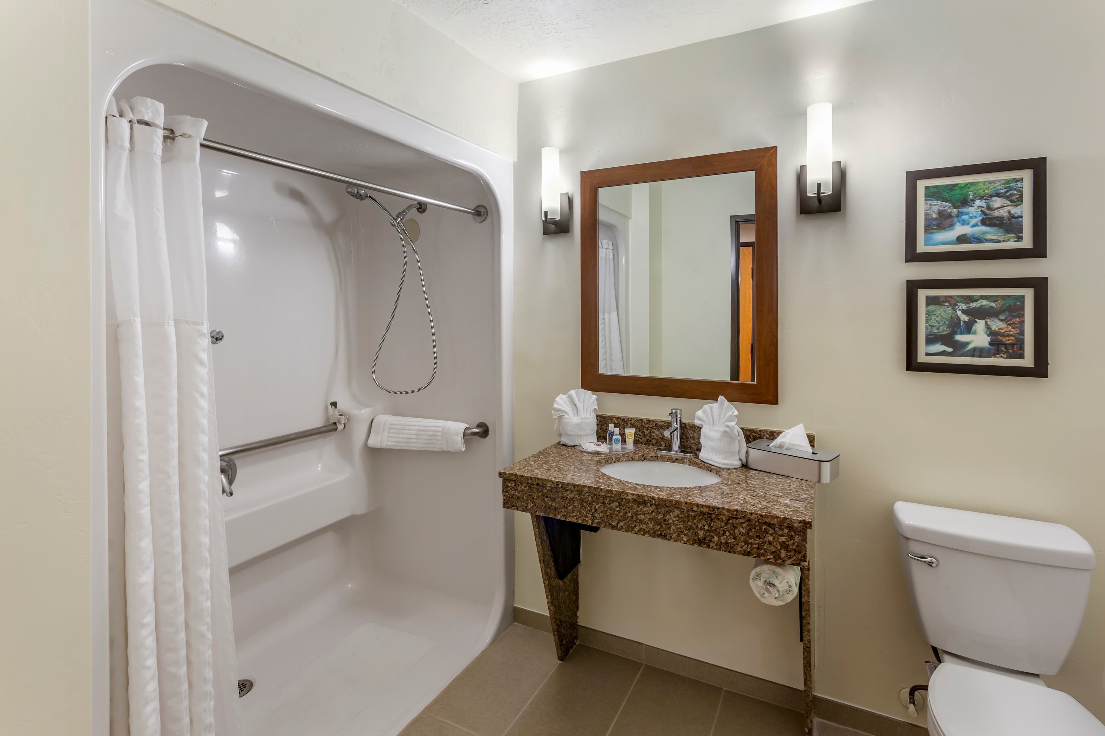 Comfort Suites Ogden Conference Center — 5