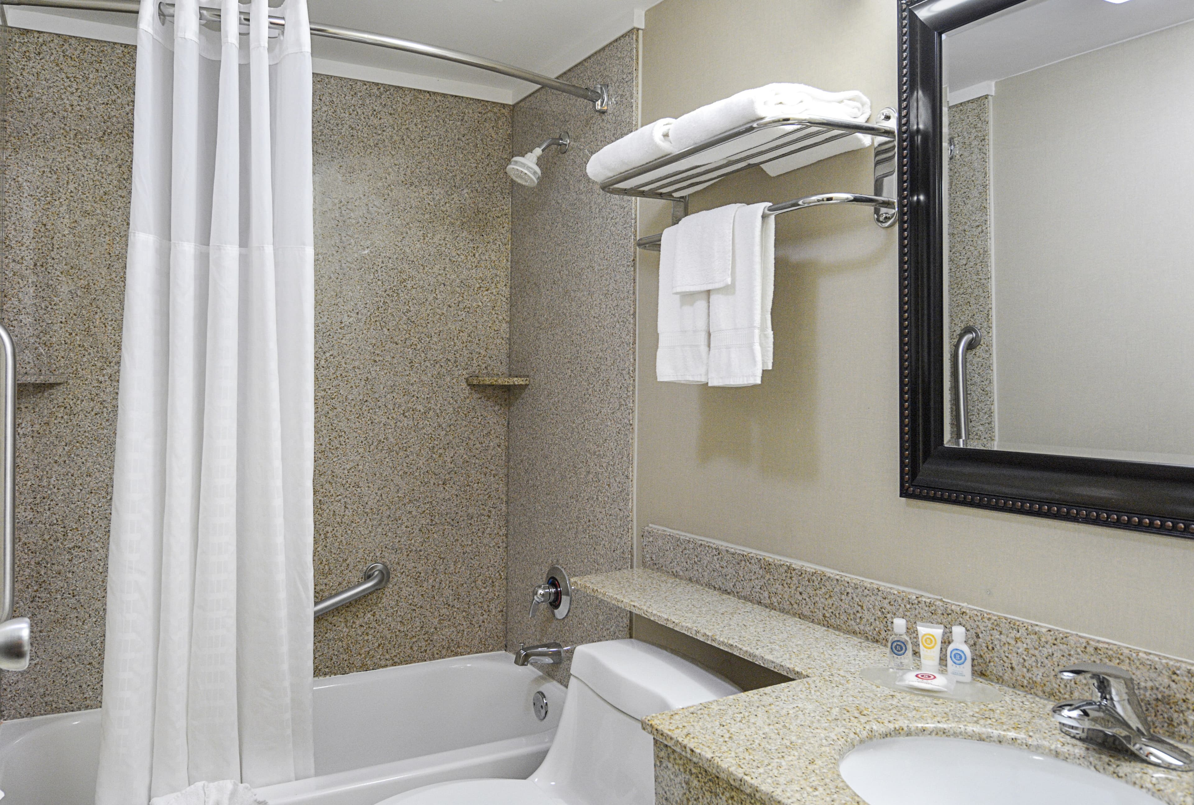 Quality Inn Winchester - Image 5