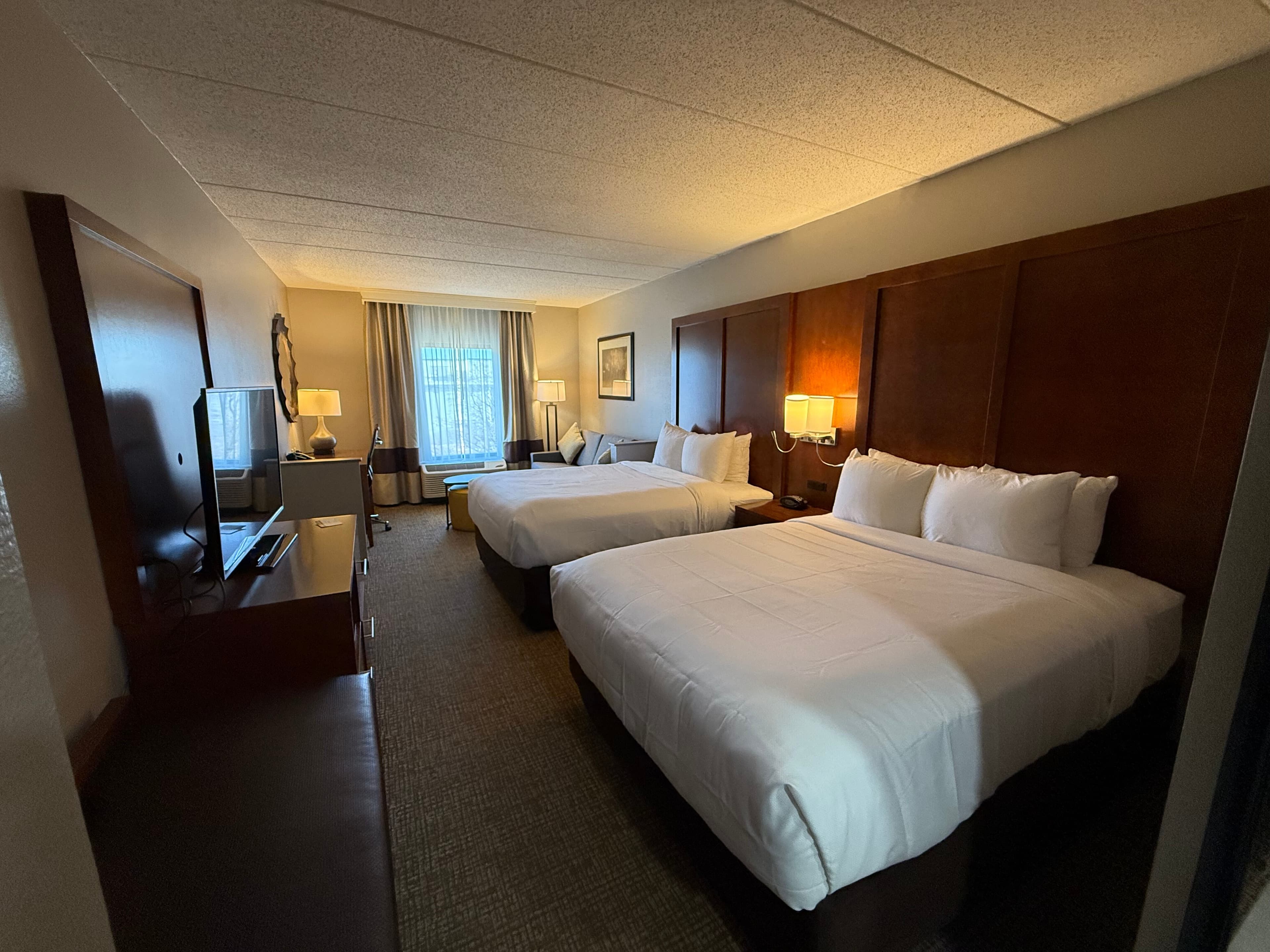 Comfort Suites Southpark — 10