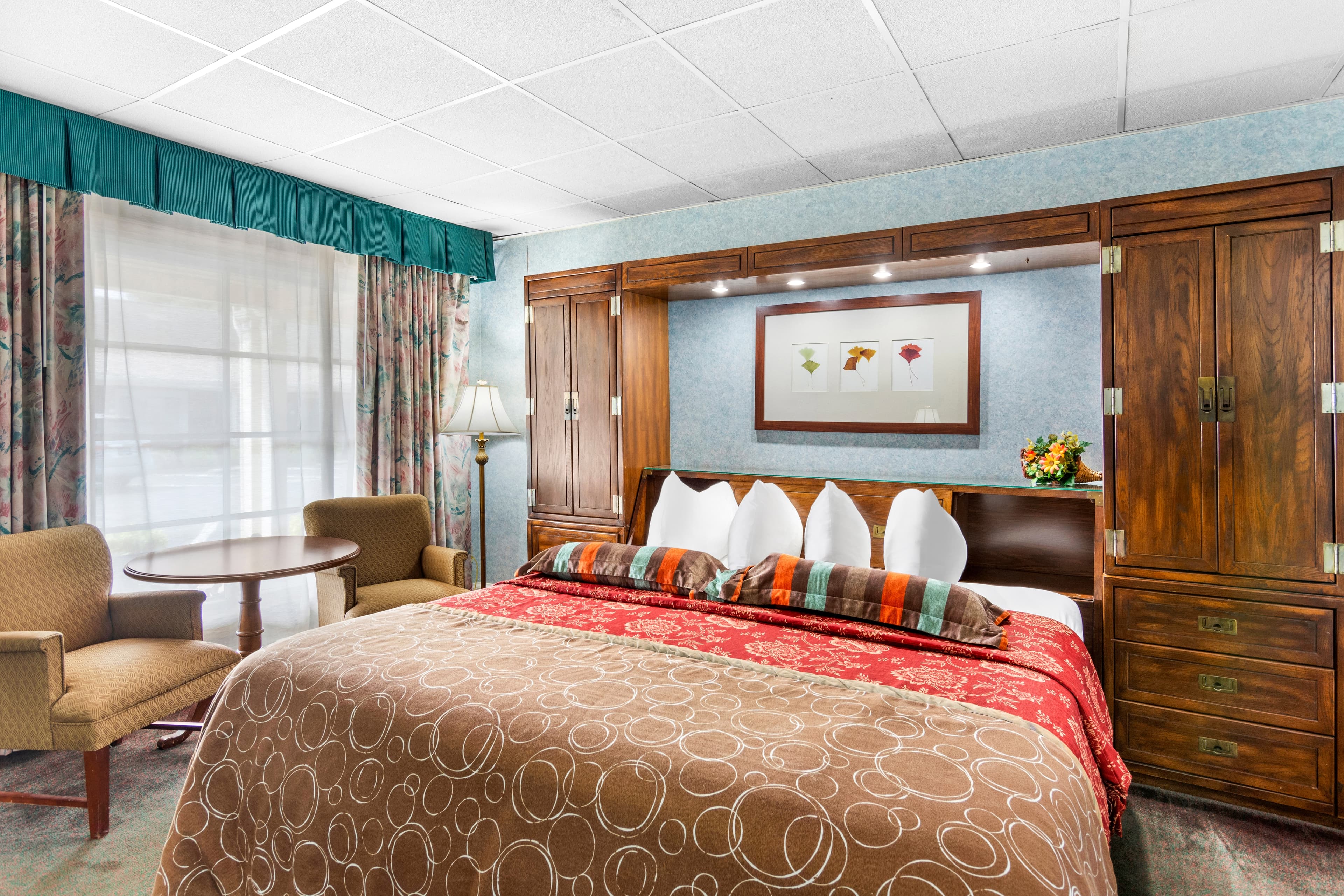 Rodeway Inn Williamsburg Historic Area — 10