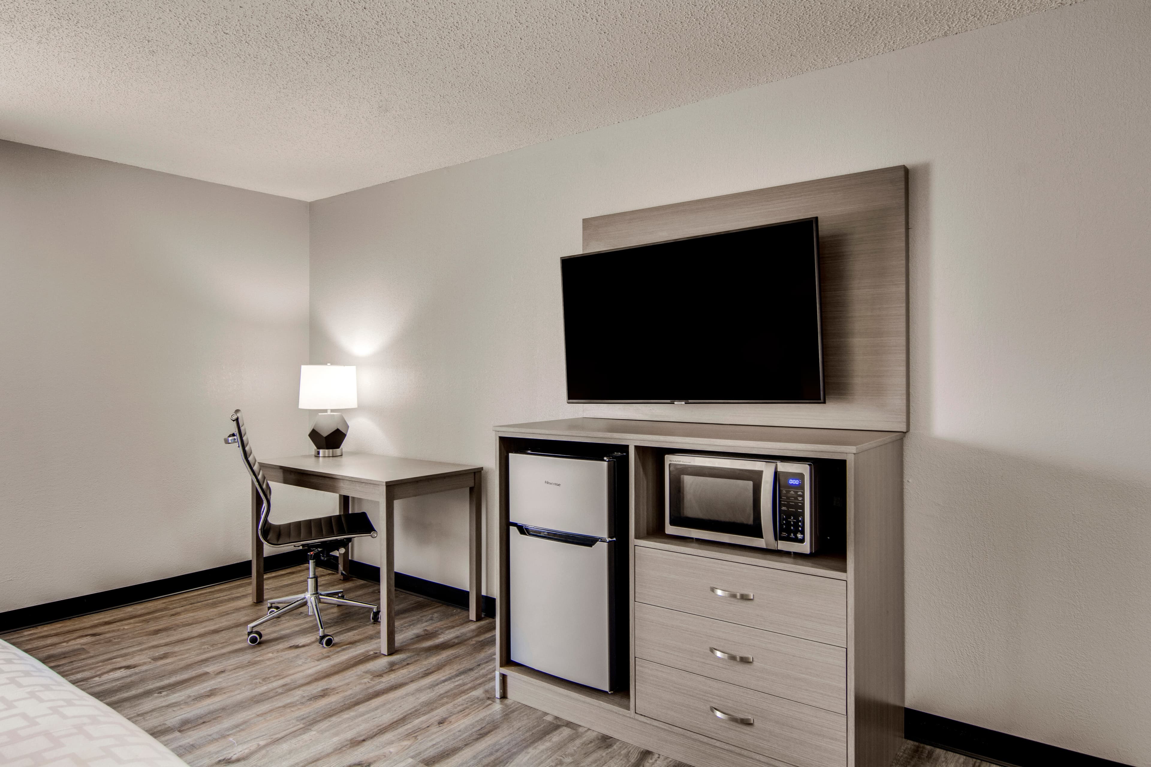 Clarion Pointe on the lake Clarksville-South Hill West — 15
