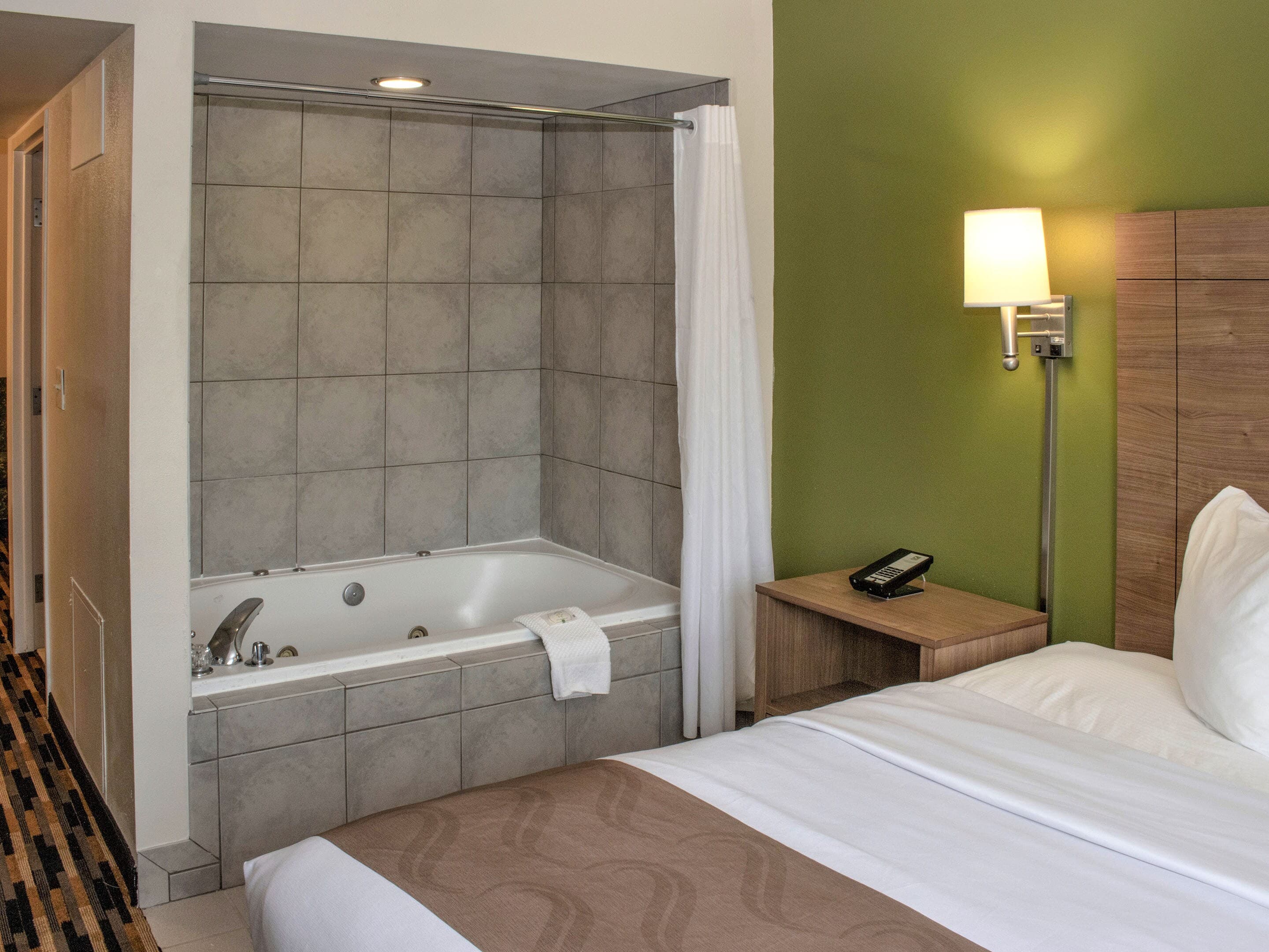 Quality Suites Lake Wright - Norfolk Airport — 15