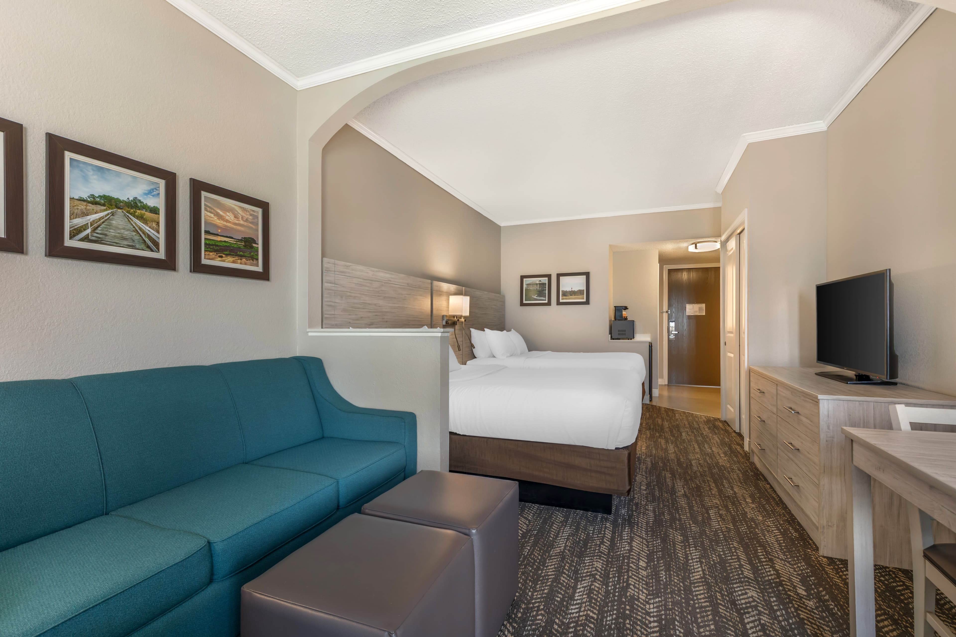 Comfort Suites Chincoteague Island Bayfront Resort — 28