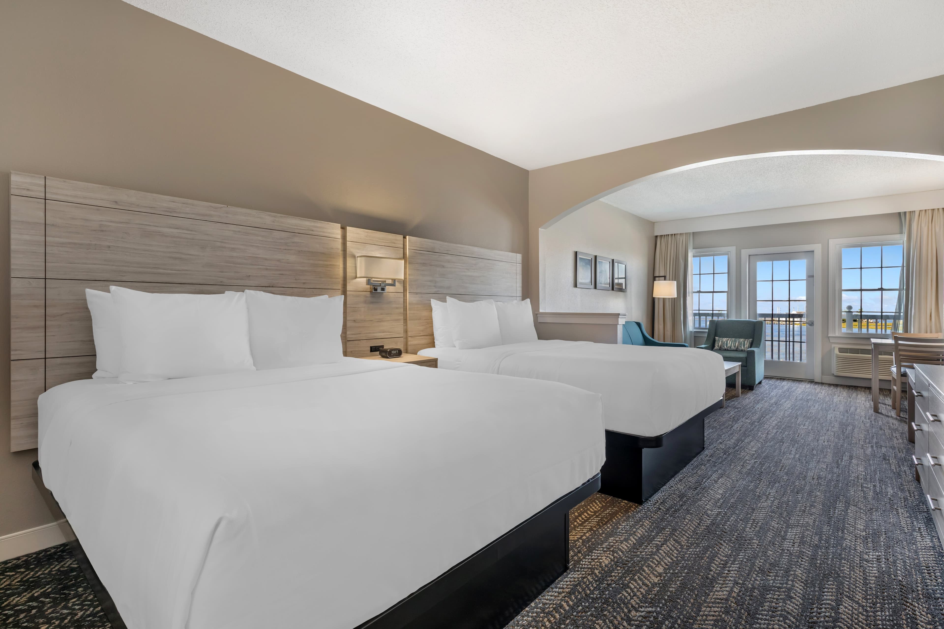 Comfort Suites Chincoteague Island Bayfront Resort — 35