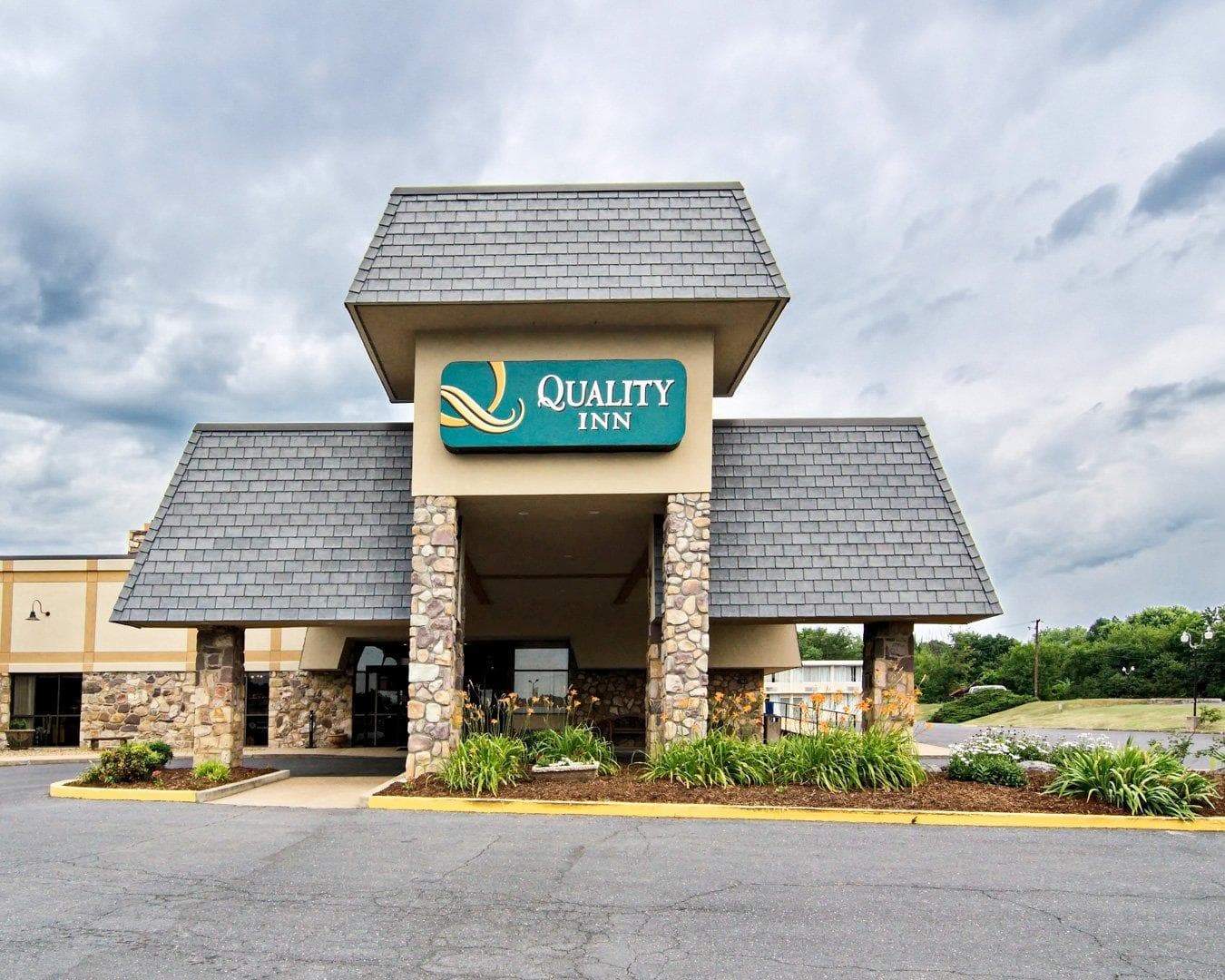 Quality Inn Shenandoah Valley - Image 1