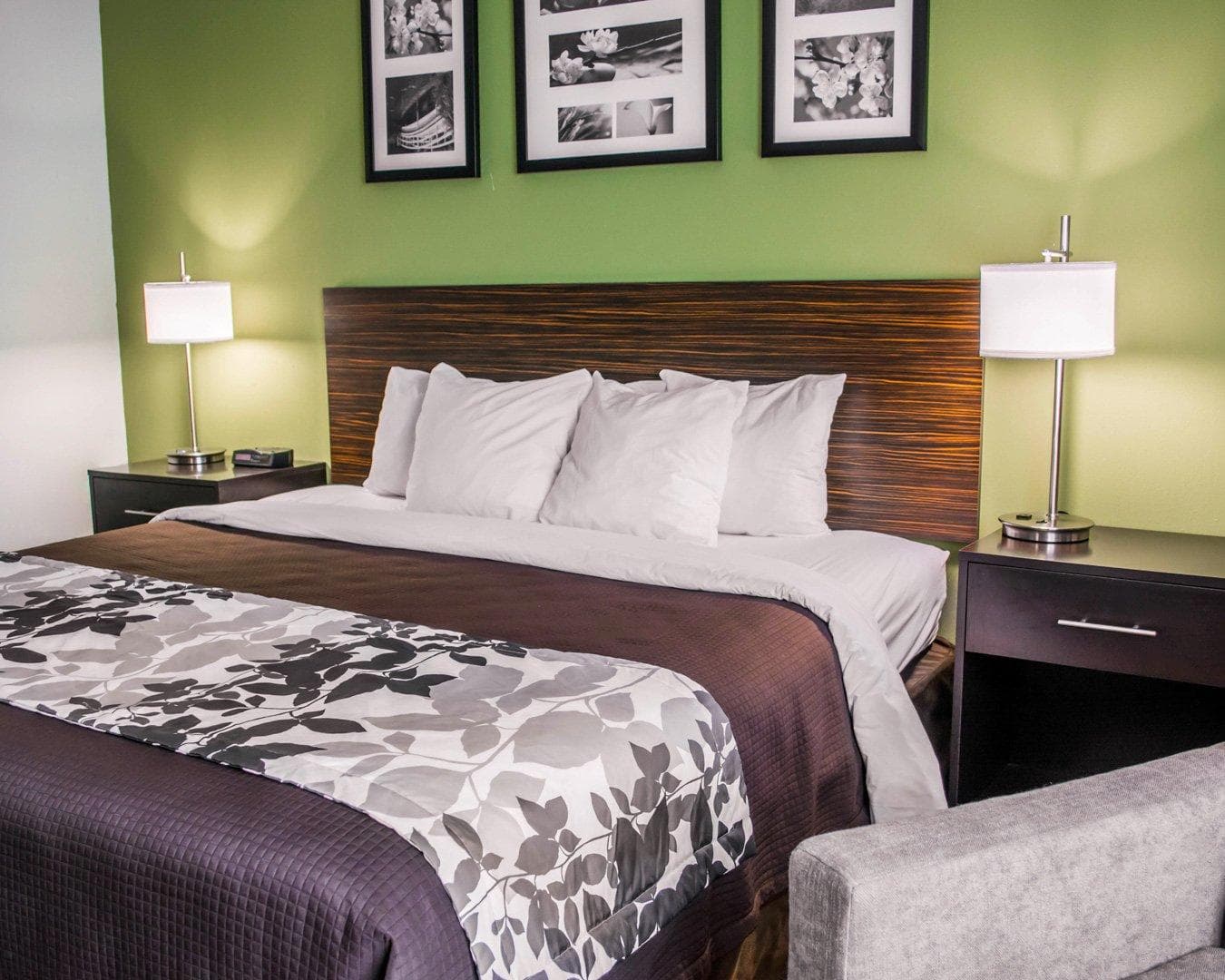 Sleep Inn Historic - Image 5