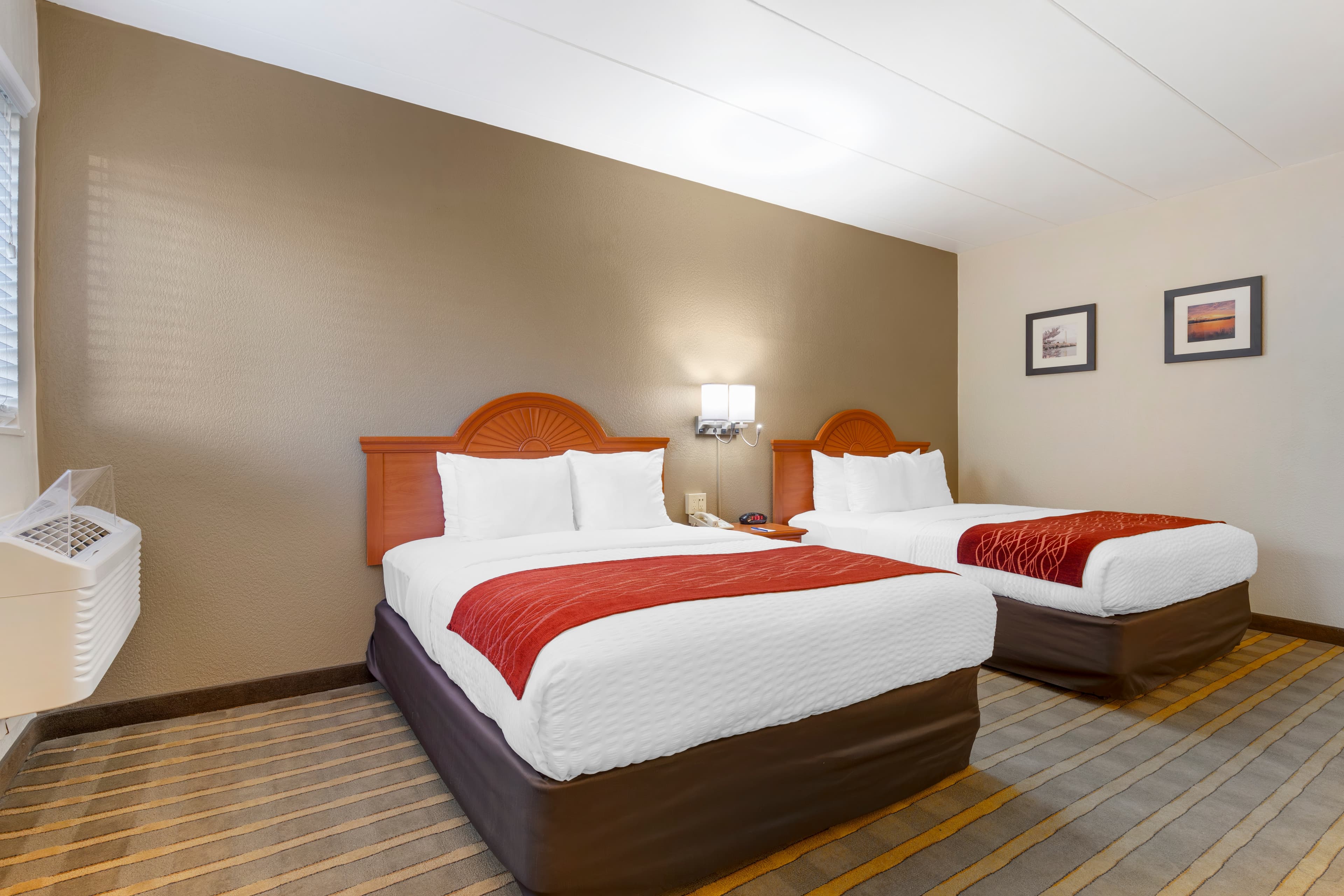 Comfort Inn University Center — 8