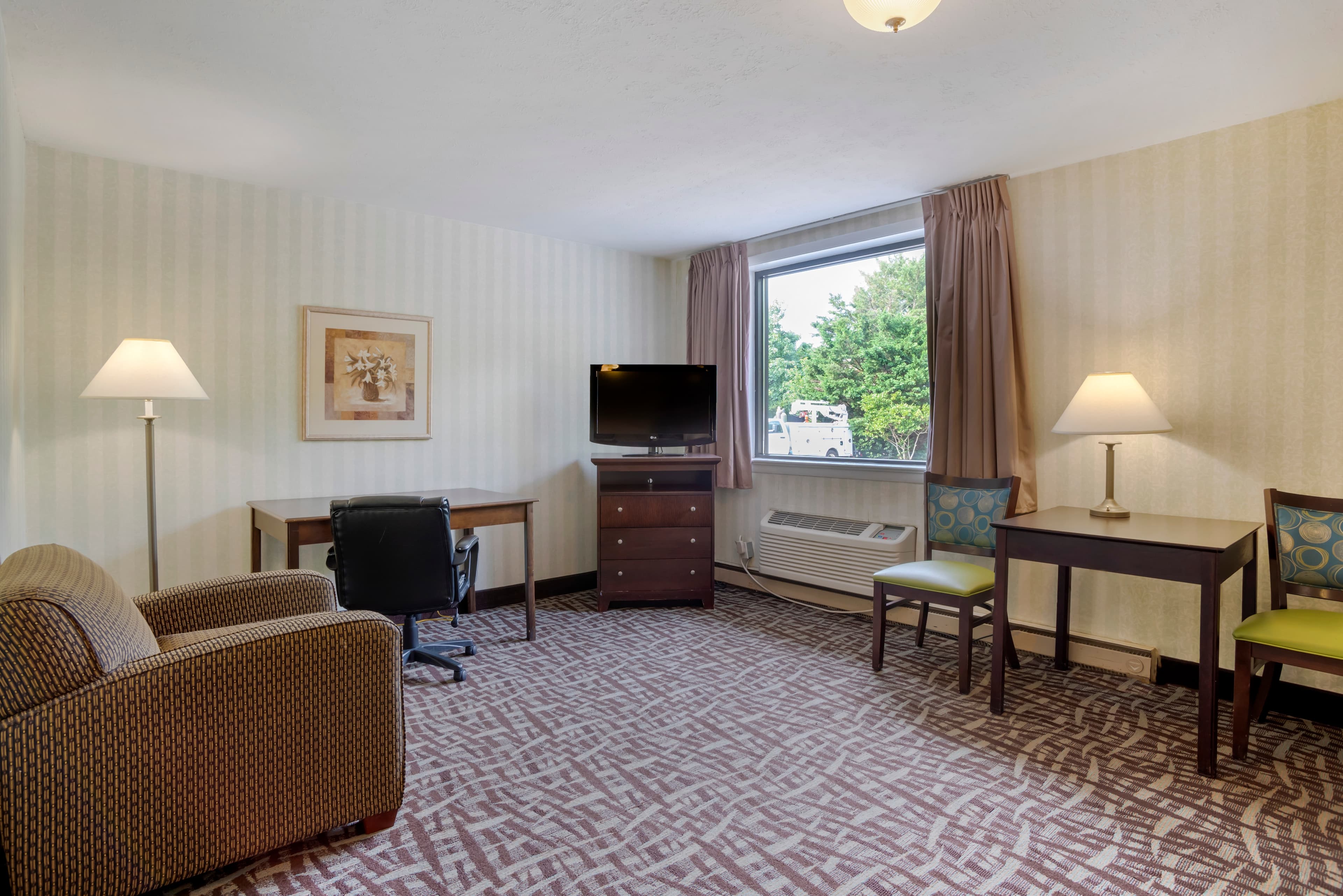 Quality Inn Fredericksburg near Historic Downtown — 8
