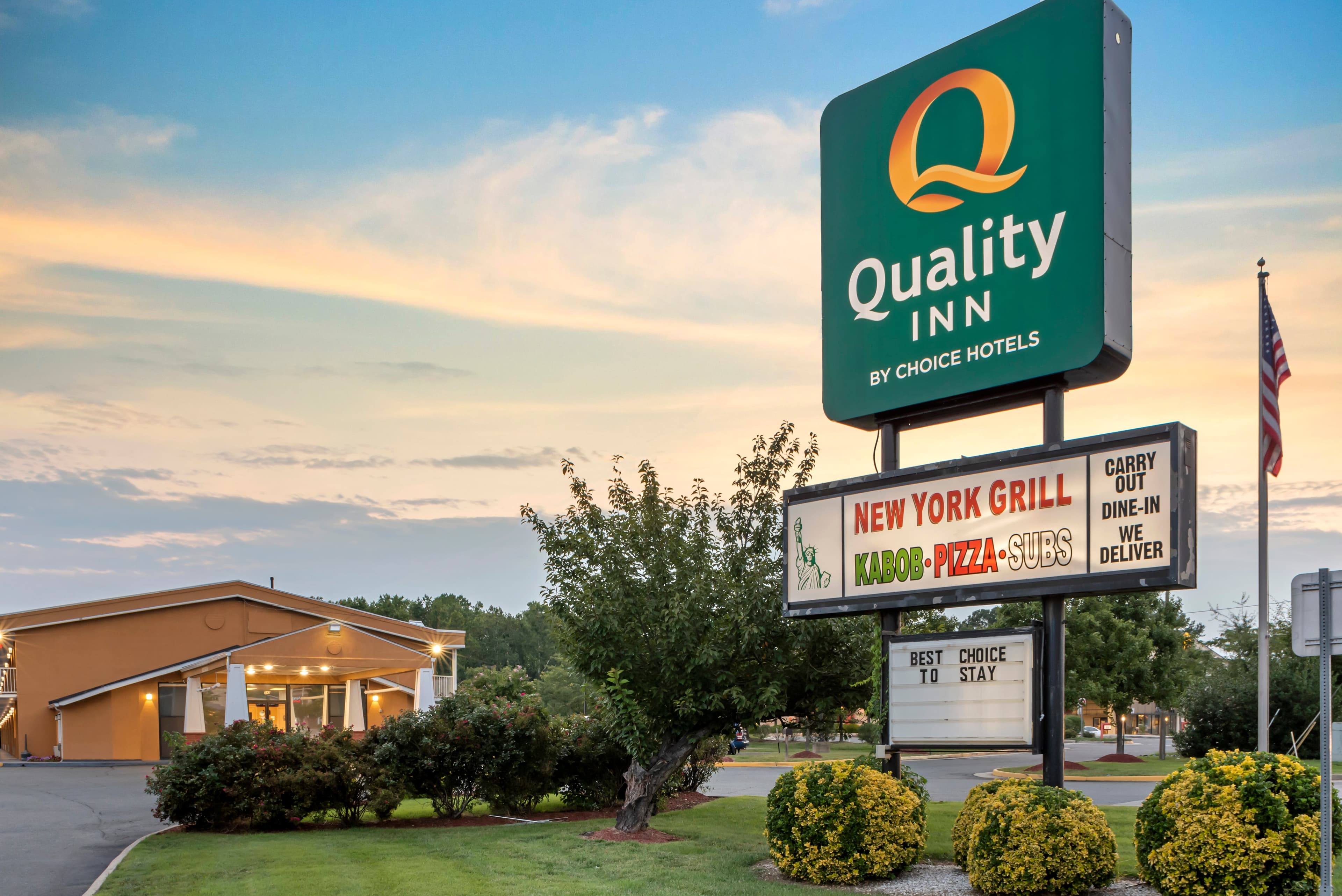 Quality Inn Fredericksburg near Historic Downtown - Image 1