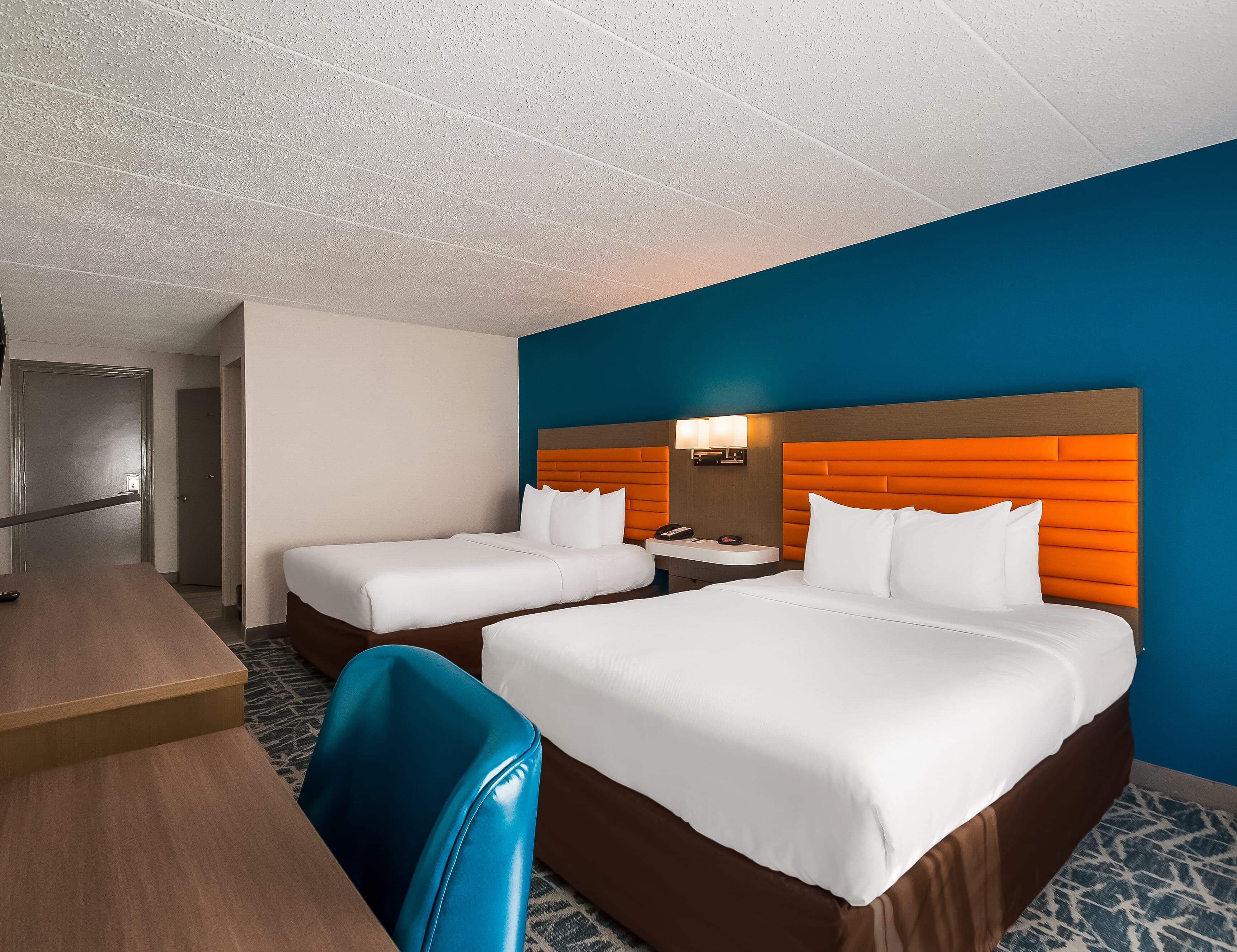 Comfort Inn Falls Church - Tysons Corner - Image 3
