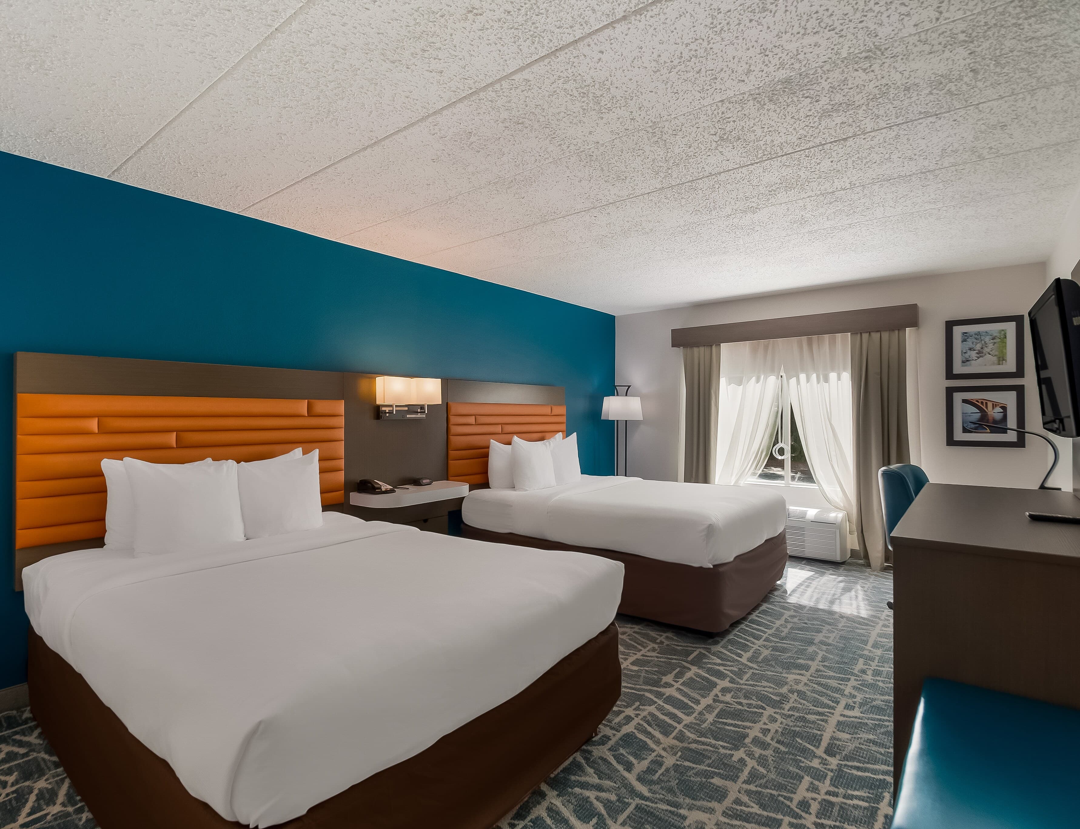 Comfort Inn Falls Church - Tysons Corner - Image 4