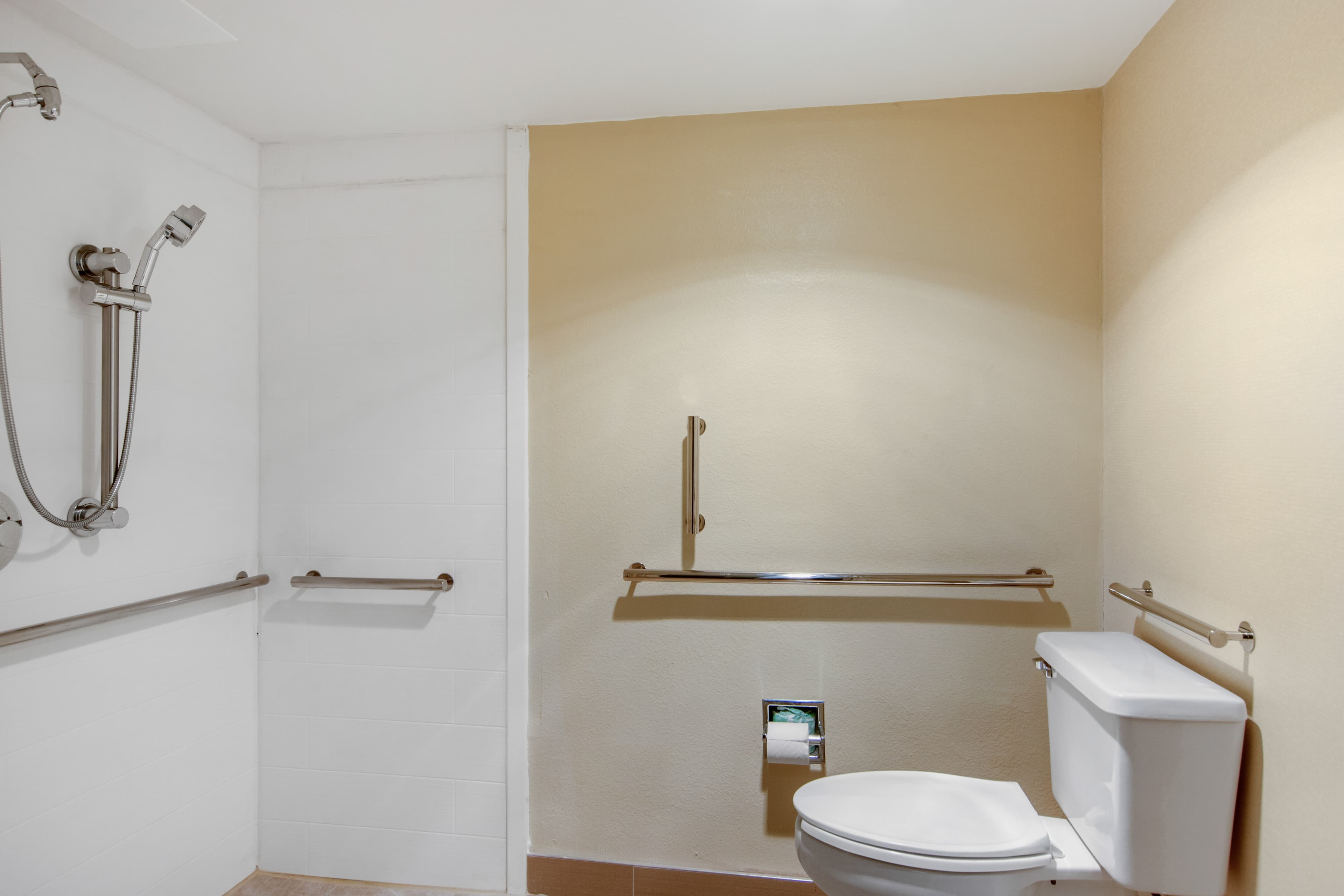 Comfort Inn Chester - Richmond South — 6