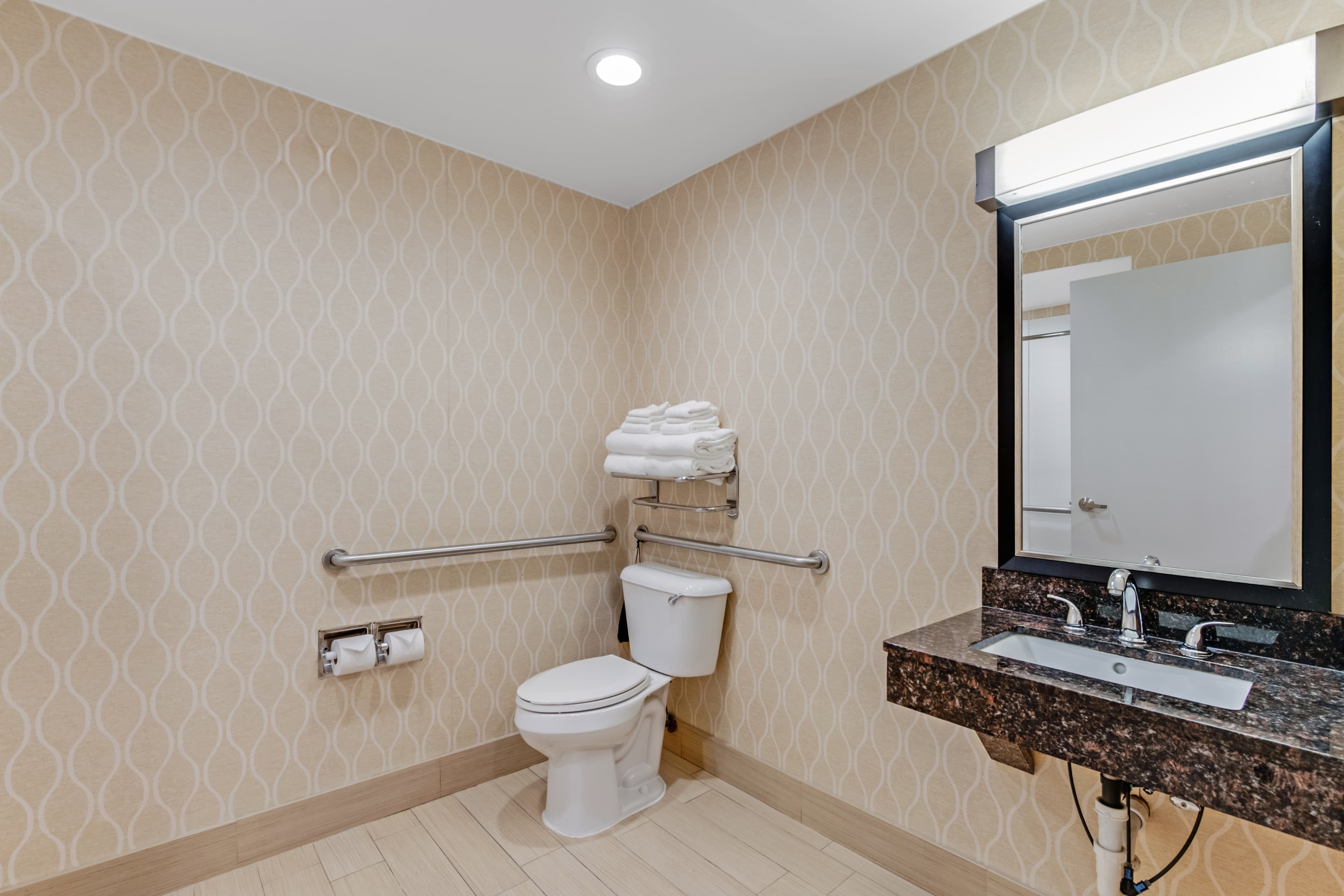 Comfort Suites Chesapeake - Norfolk — 11