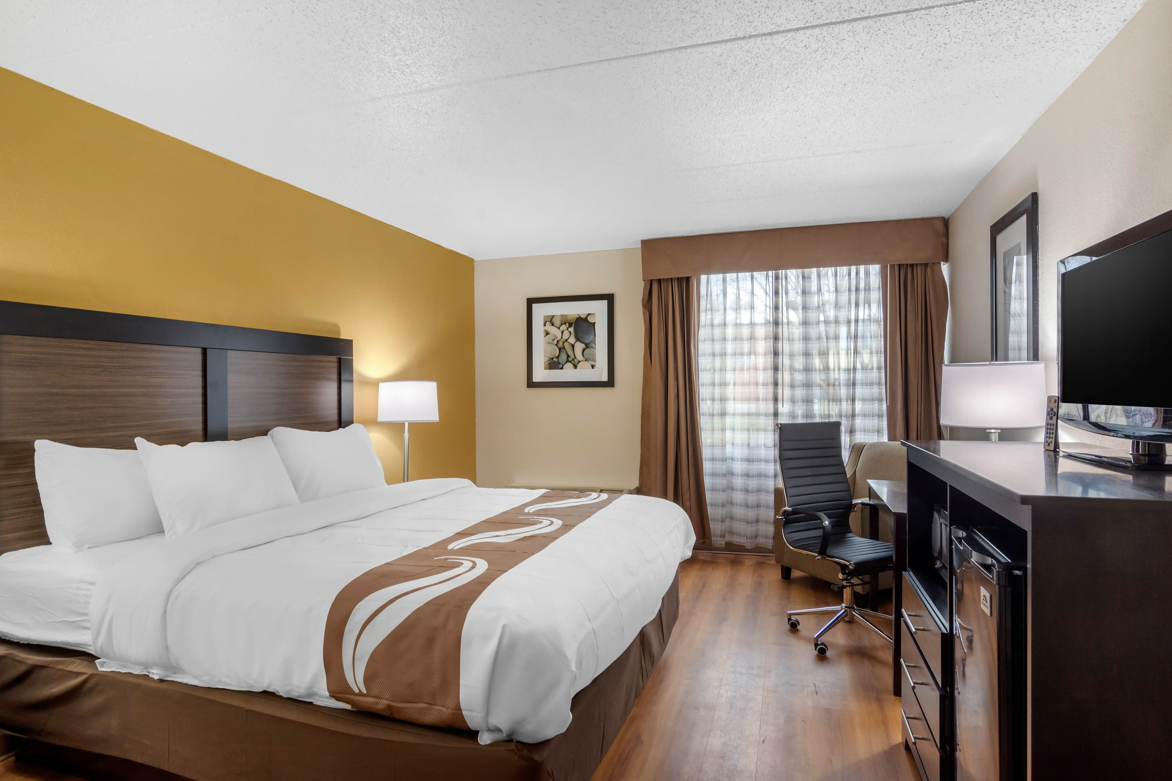 Quality Inn & Suites Ruther Glen - Image 3