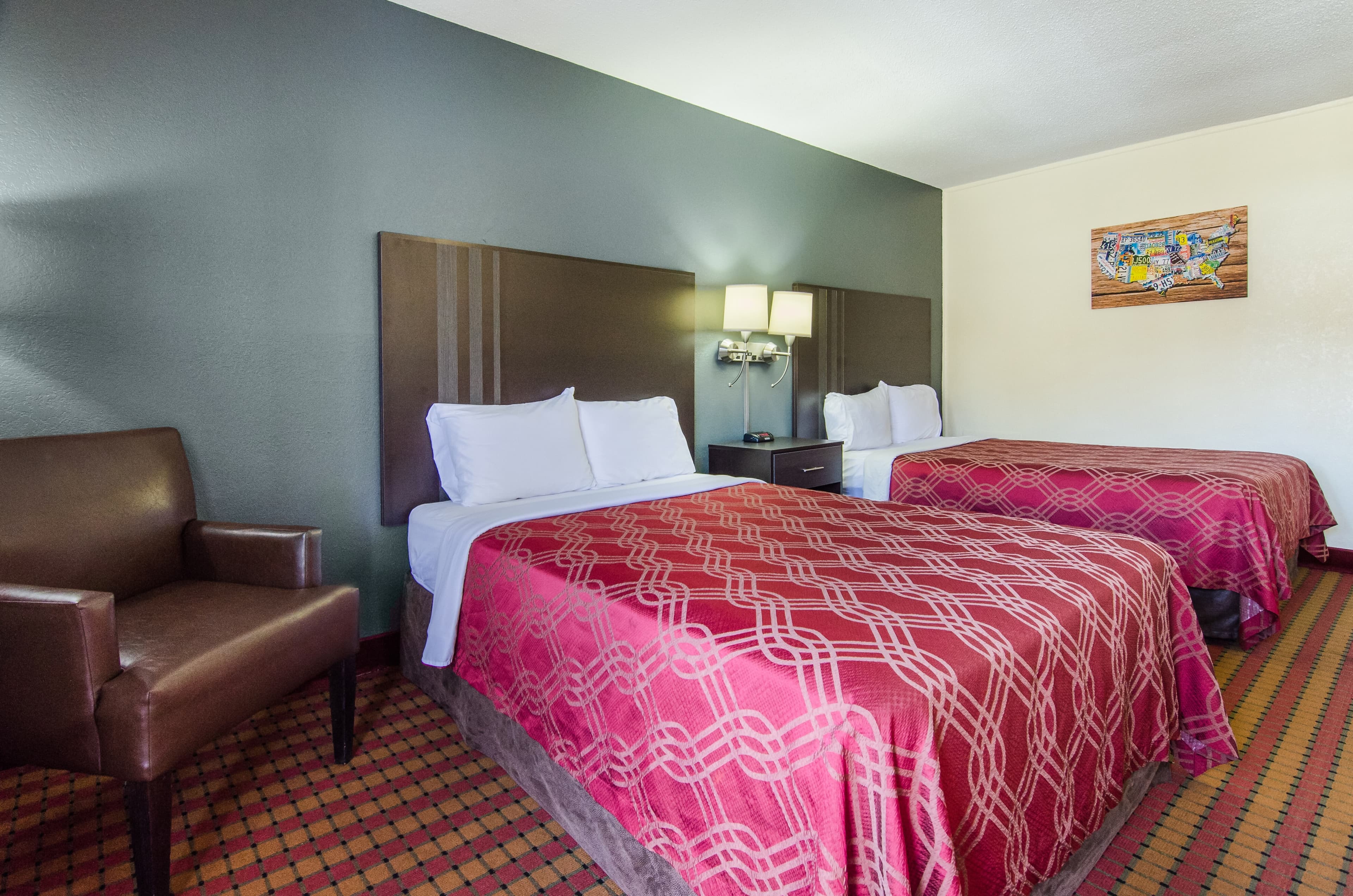 Econo Lodge Near Motor Speedway — 13