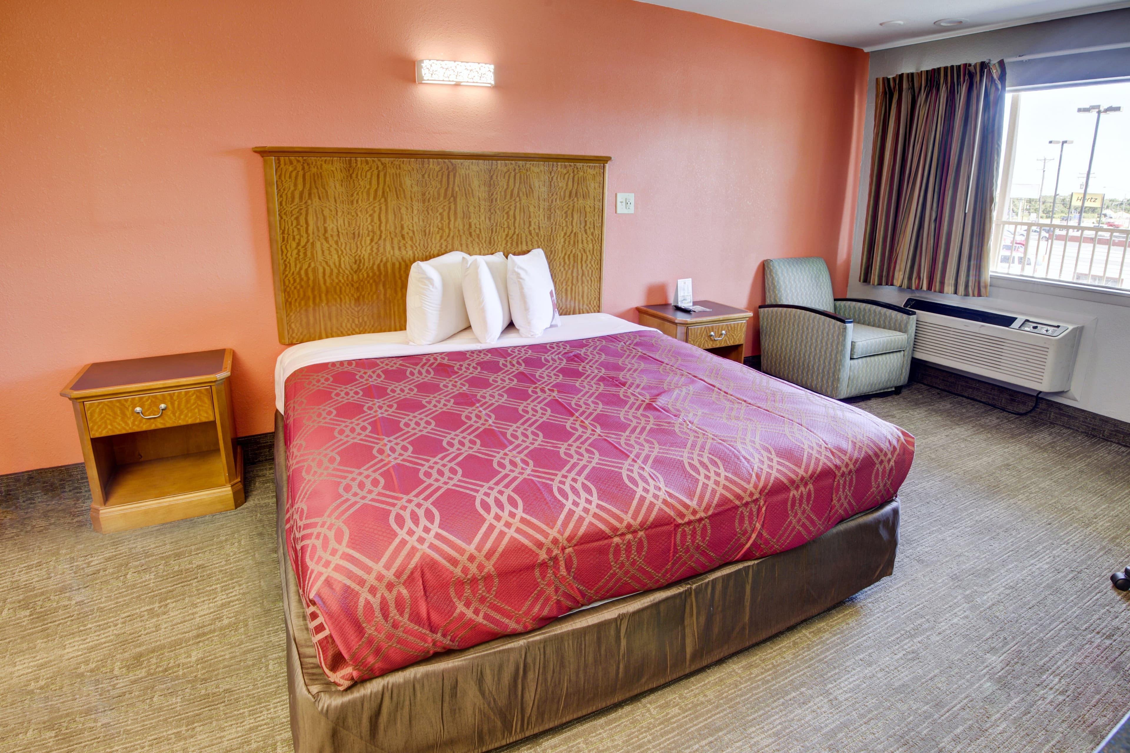 Econo Lodge Norfolk Airport — 7