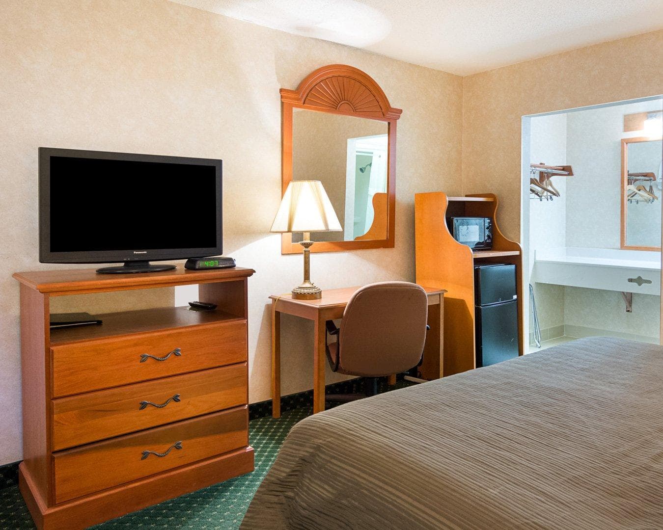 Quality Inn Petersburg Fort Lee Area — 6