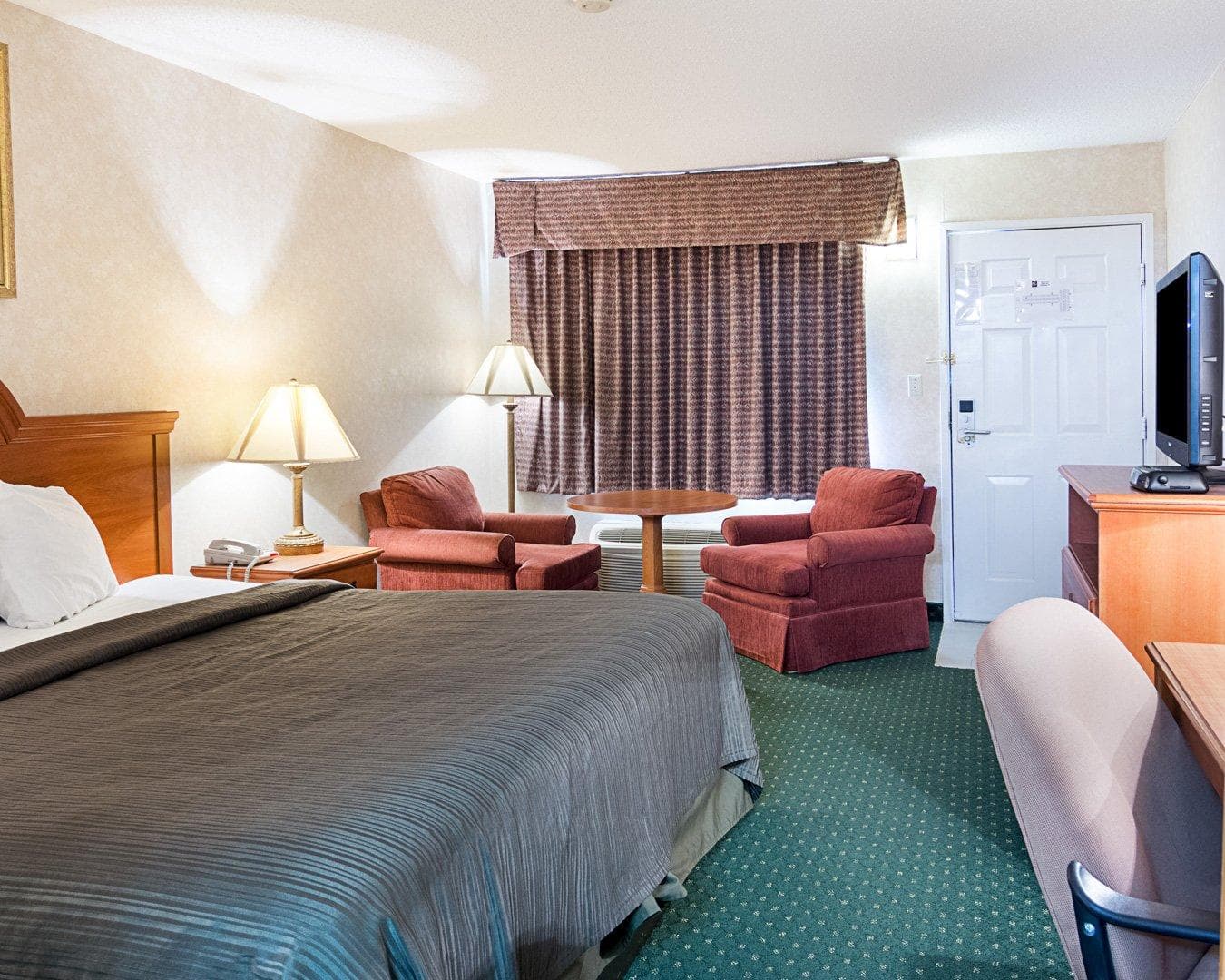 Quality Inn Petersburg Fort Lee Area — 7