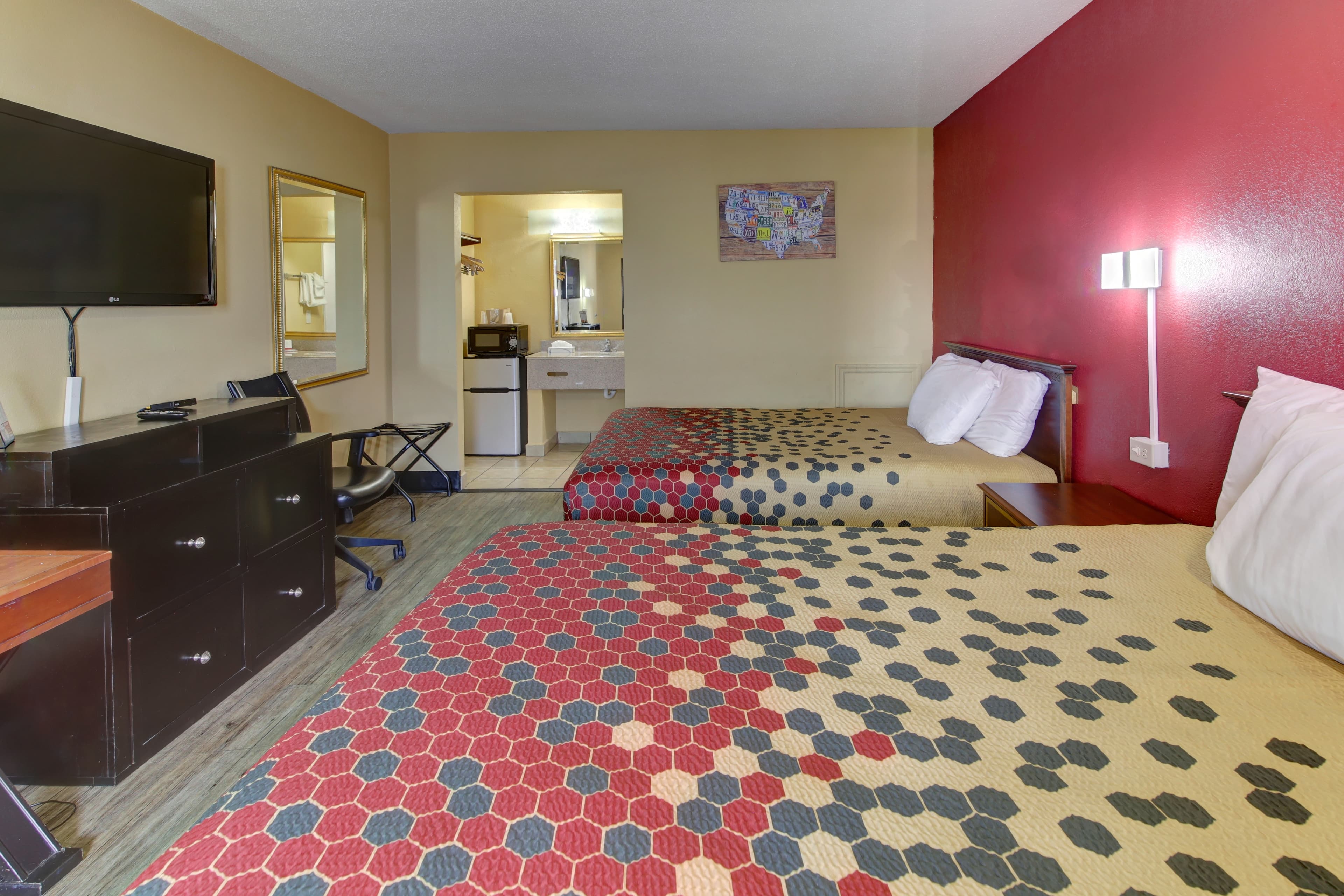 Econo Lodge Virginia Beach Town Center — 7