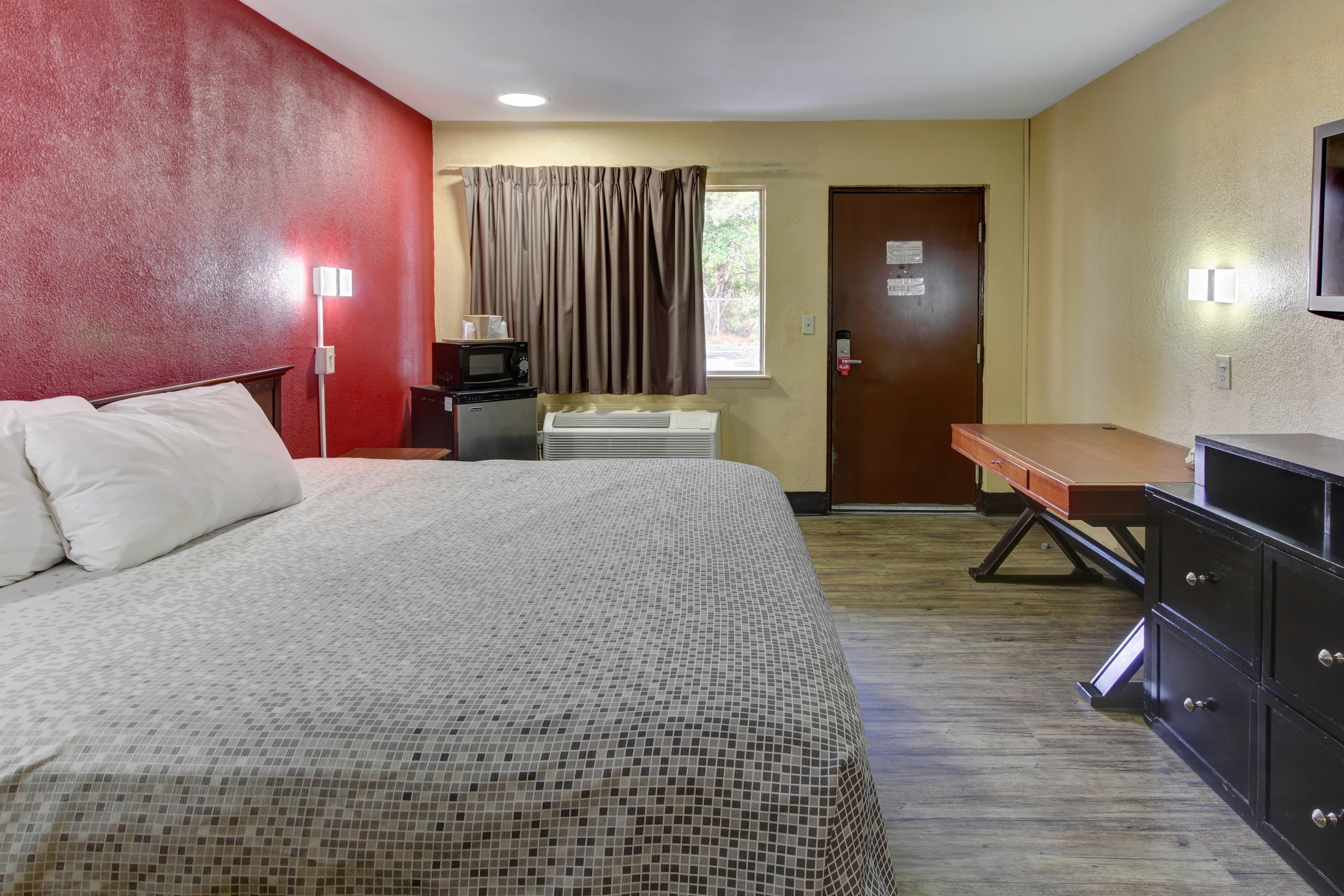 Econo Lodge Virginia Beach Town Center — 26