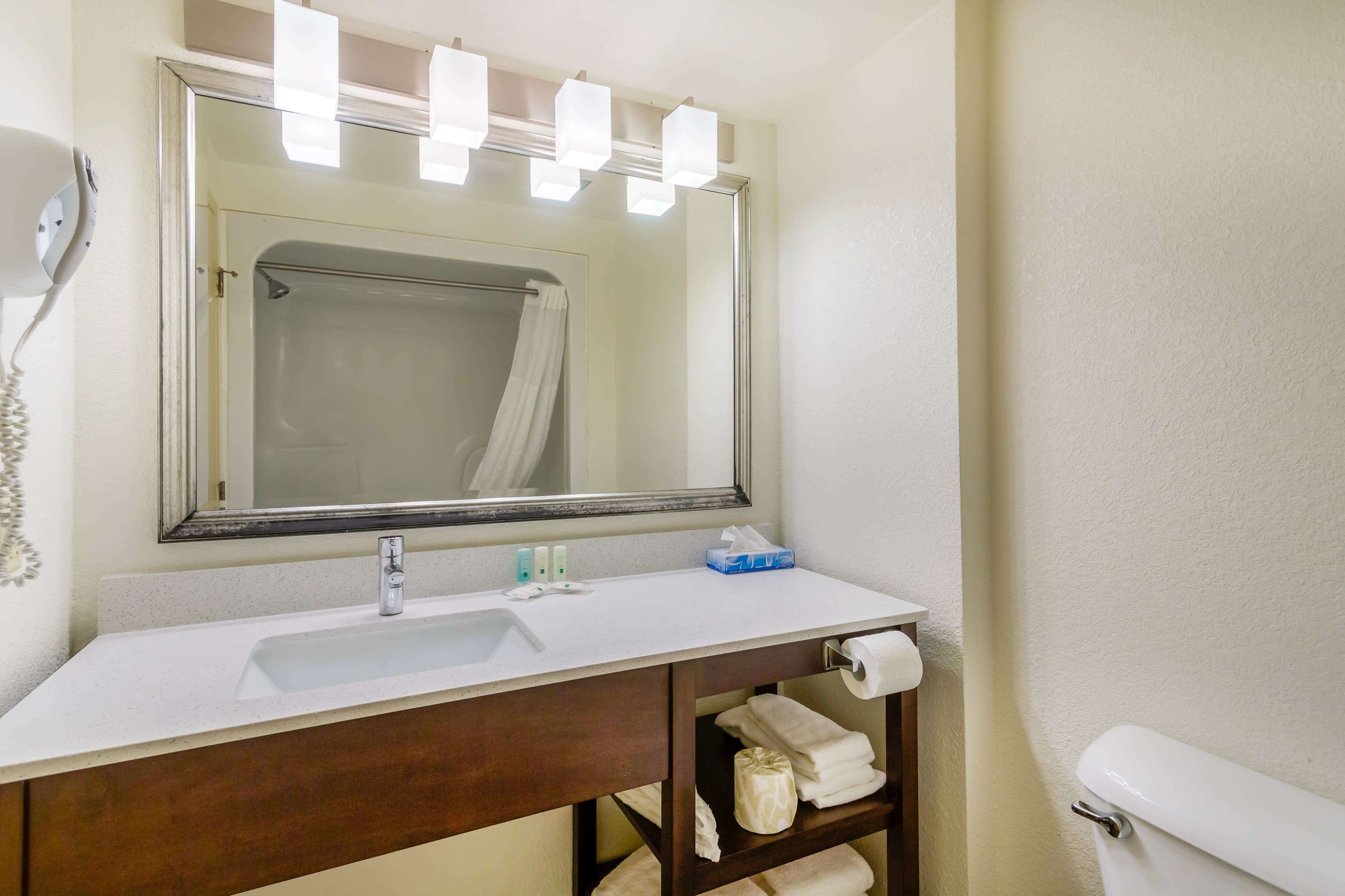 Quality Inn & Suites Olde Town — 30