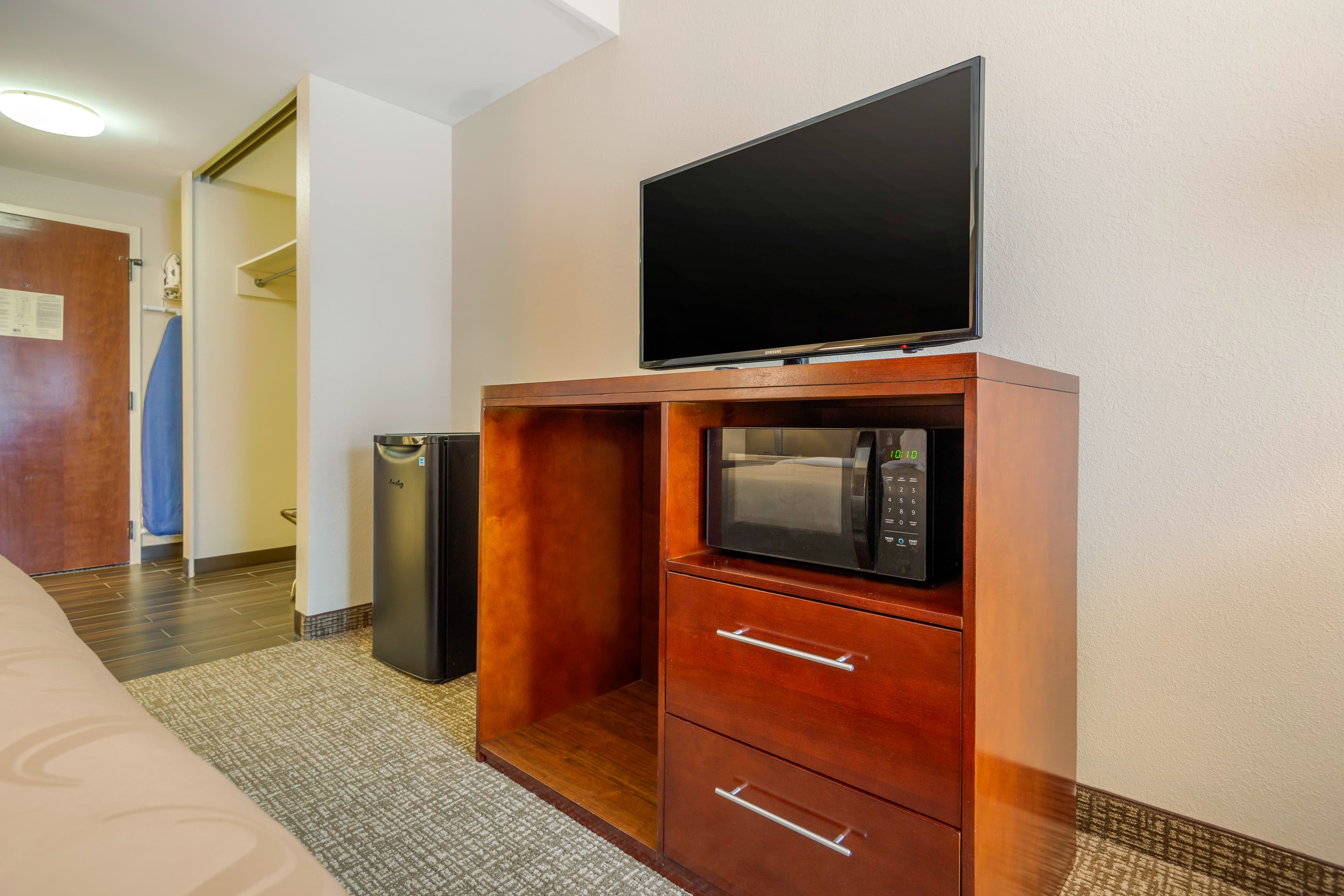 Quality Inn & Suites Olde Town — 37