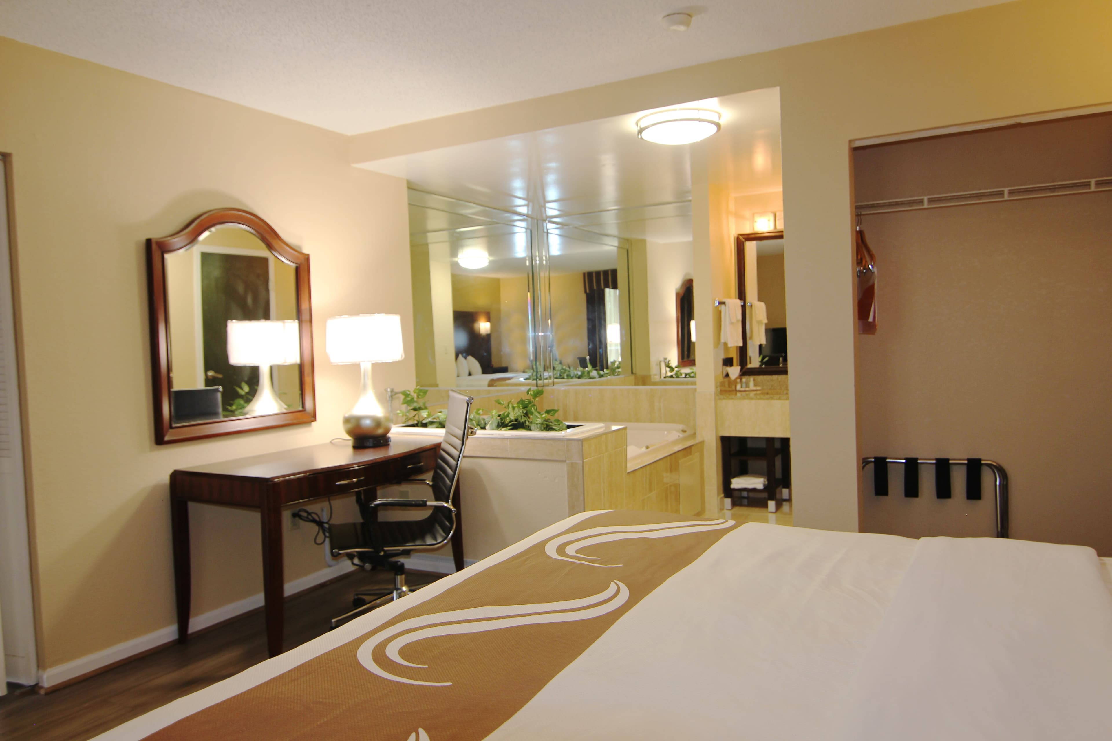 Quality Inn & Suites Franklin — 16