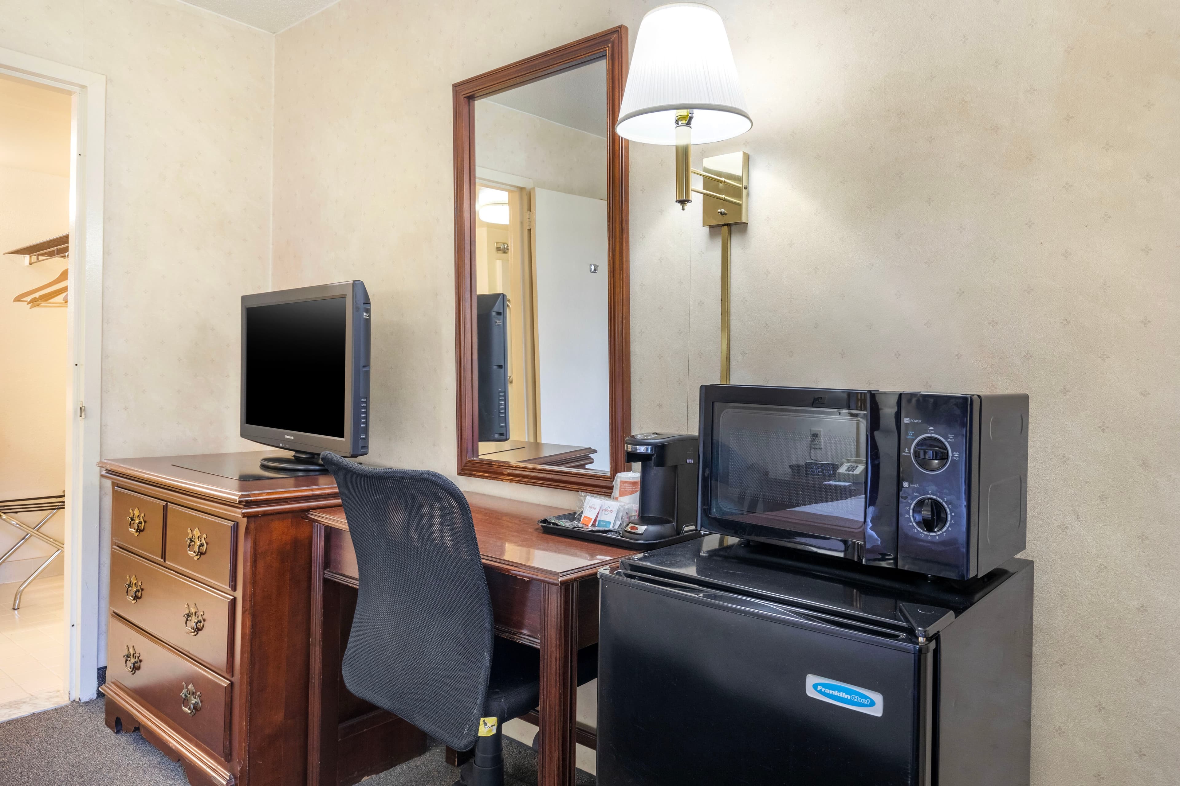 Quality Inn Vienna - Tysons Corner - Image 3
