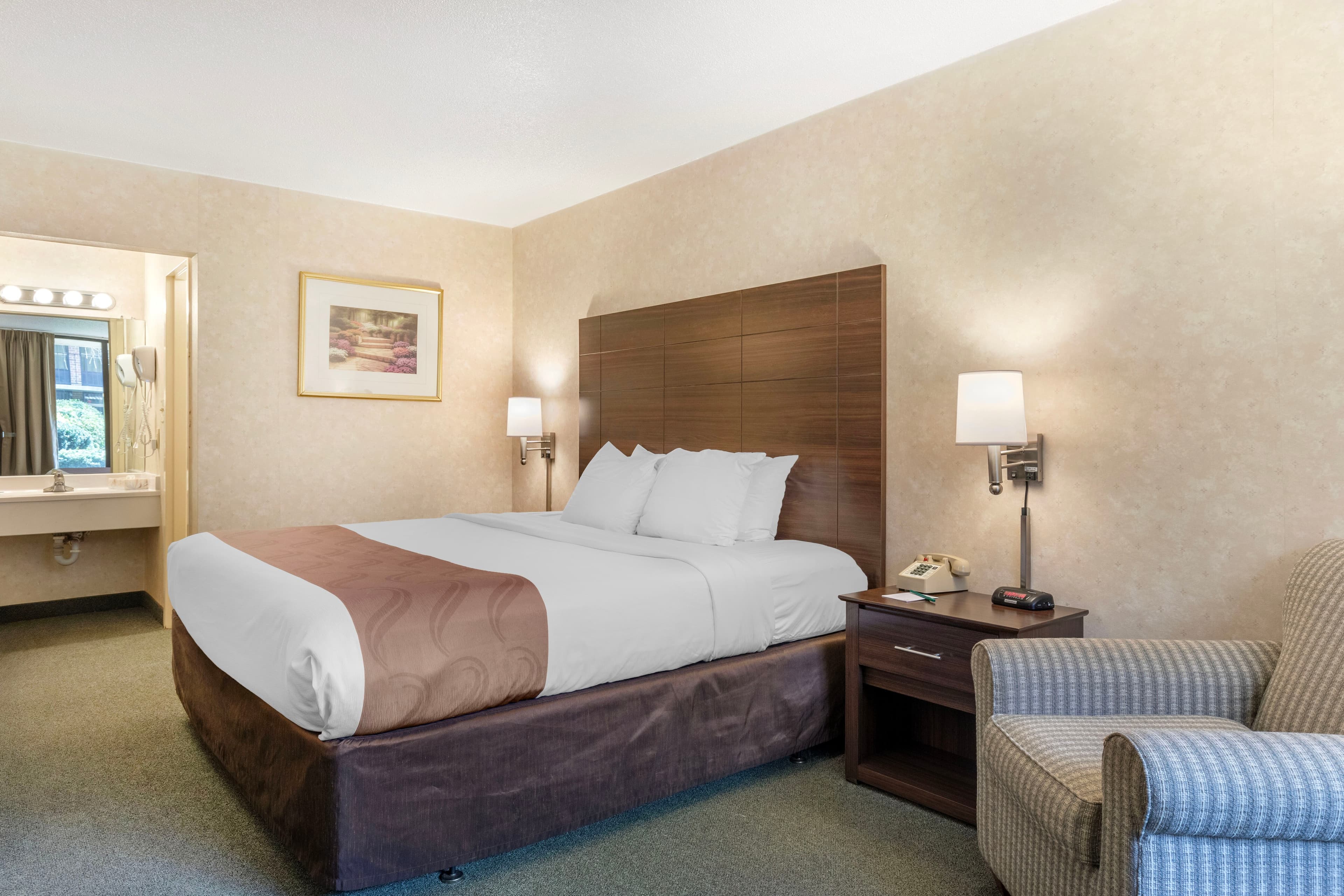 Quality Inn Vienna - Tysons Corner - Image 1
