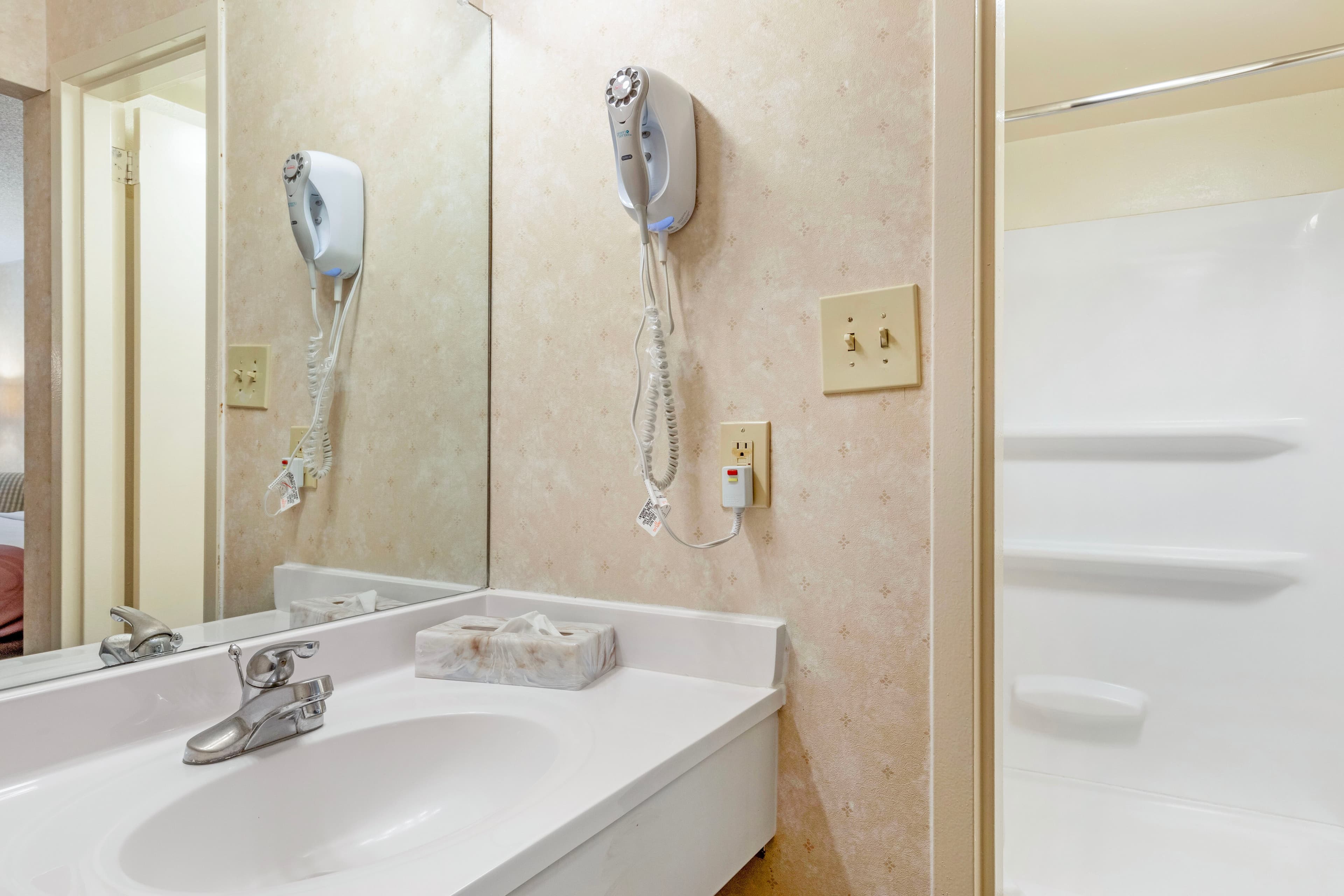 Quality Inn Vienna - Tysons Corner — 9