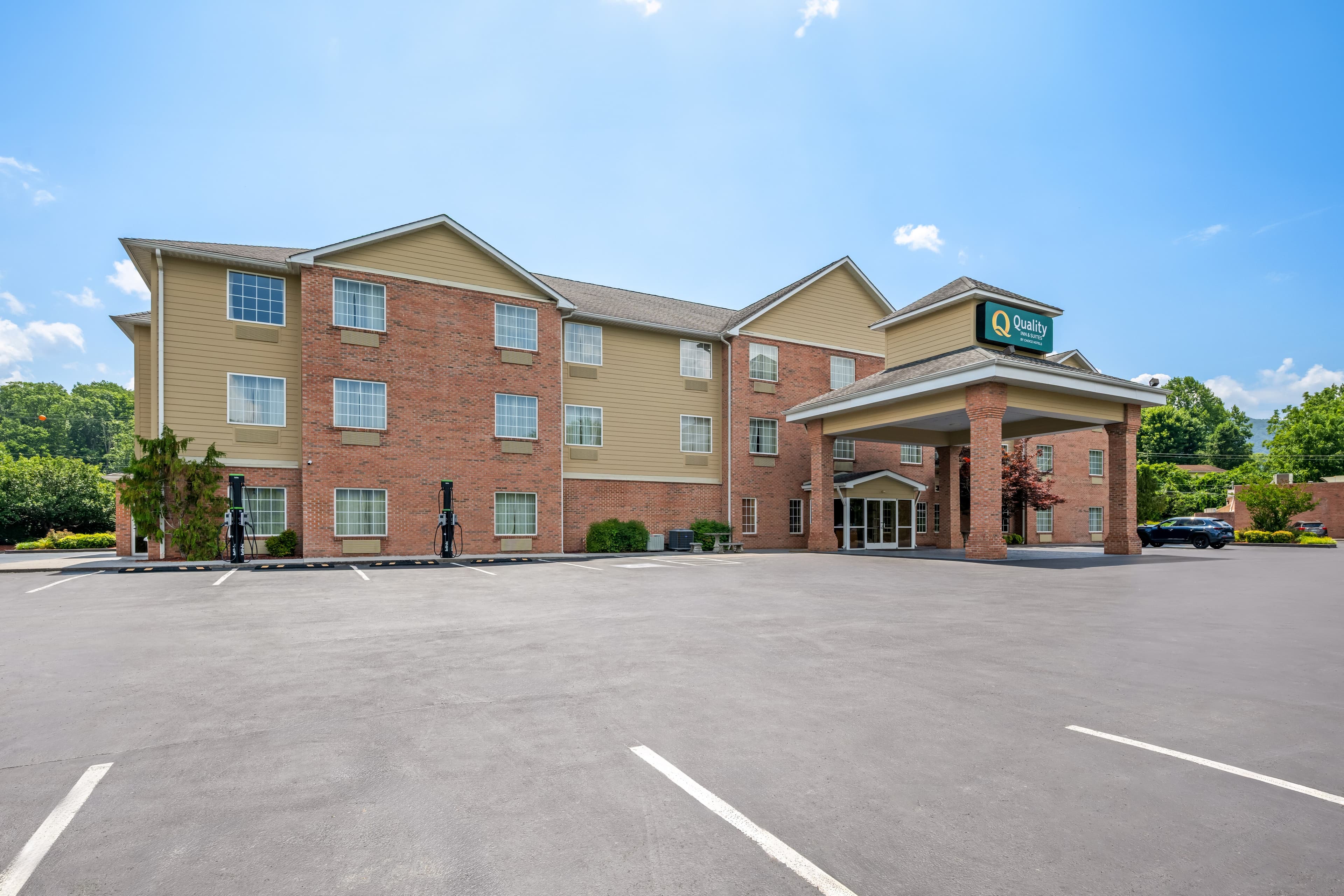 Quality Inn & Suites Big Stone Gap - Image 1