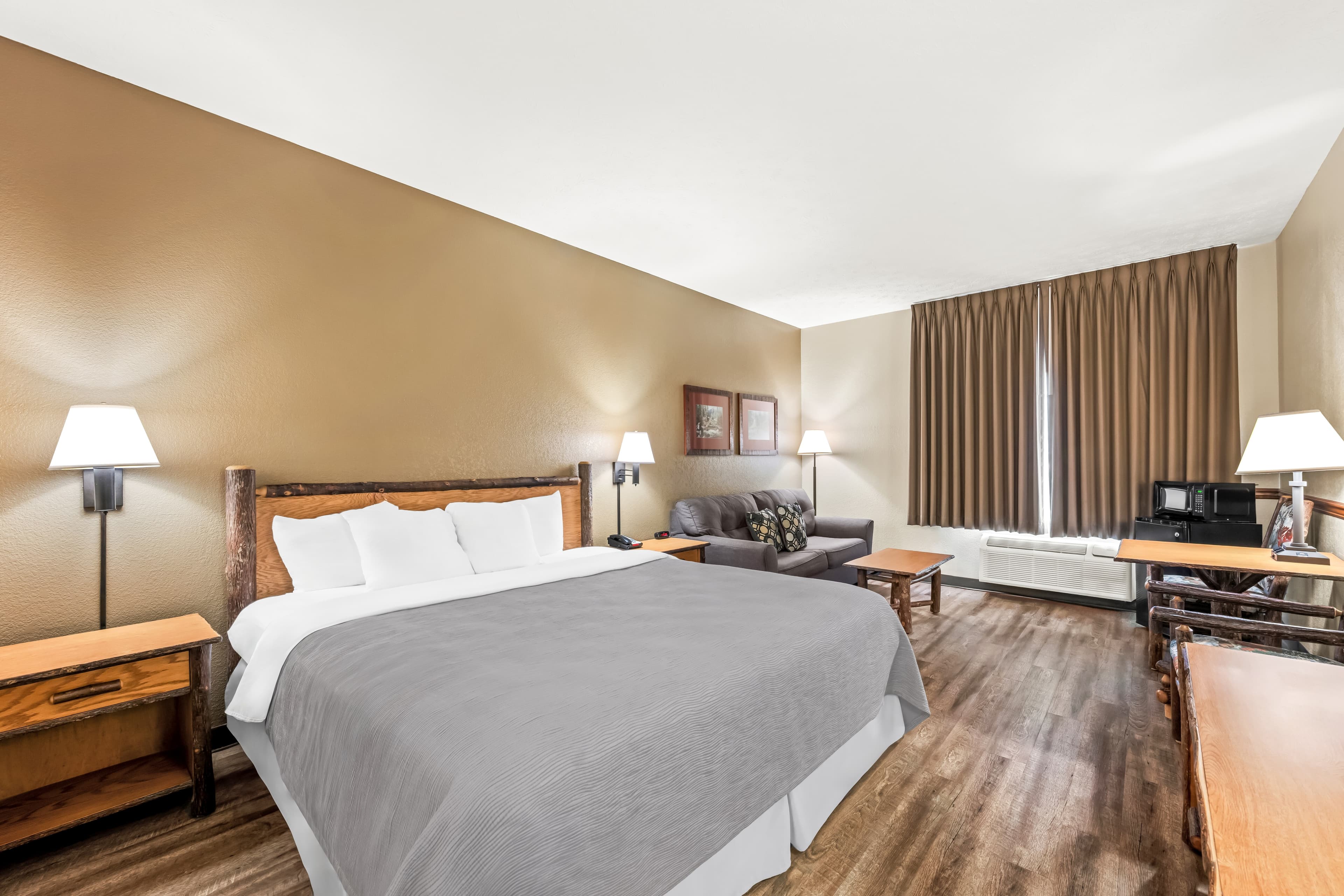 Quality Inn & Suites Big Stone Gap - Image 2