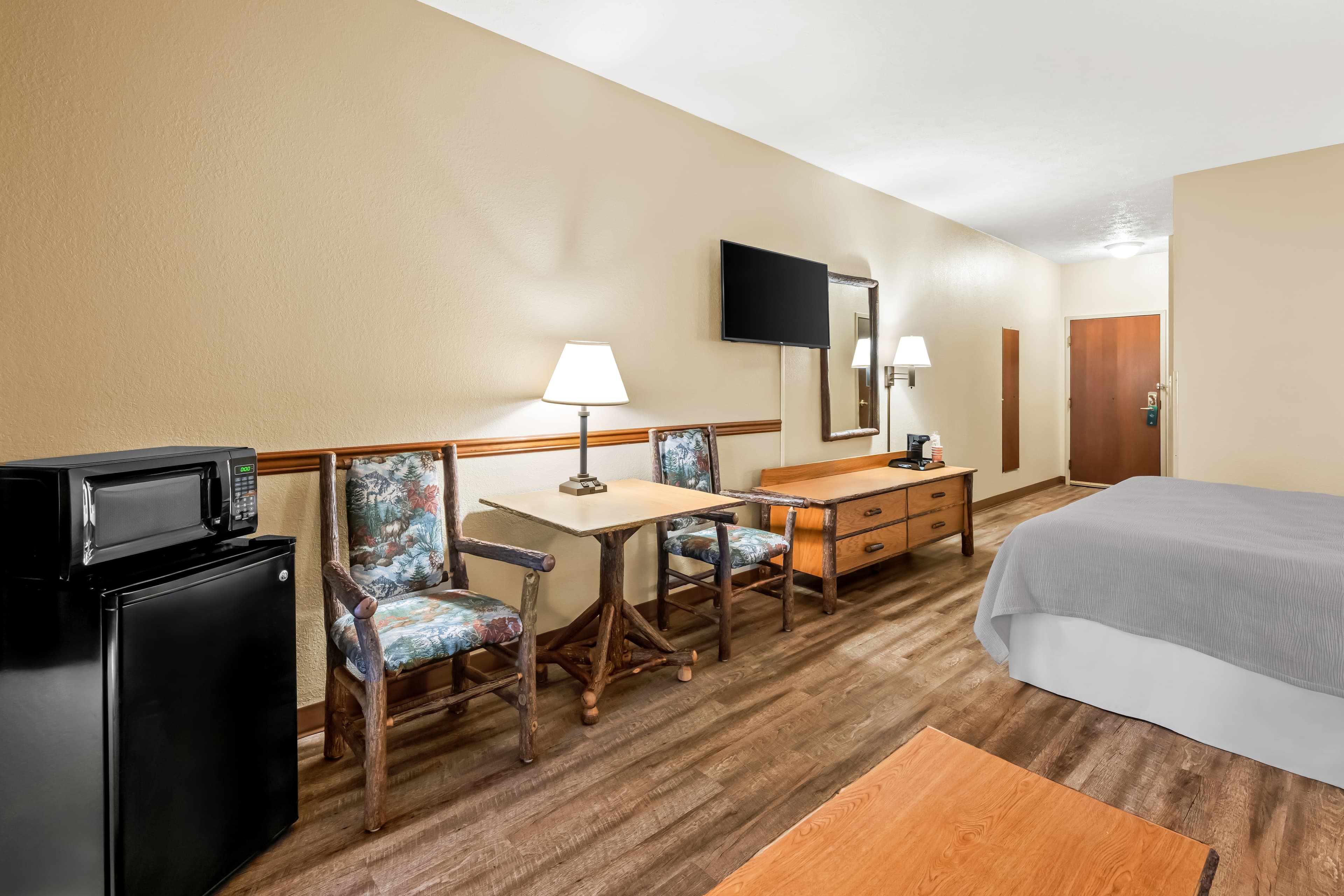 Quality Inn & Suites Big Stone Gap - Image 3