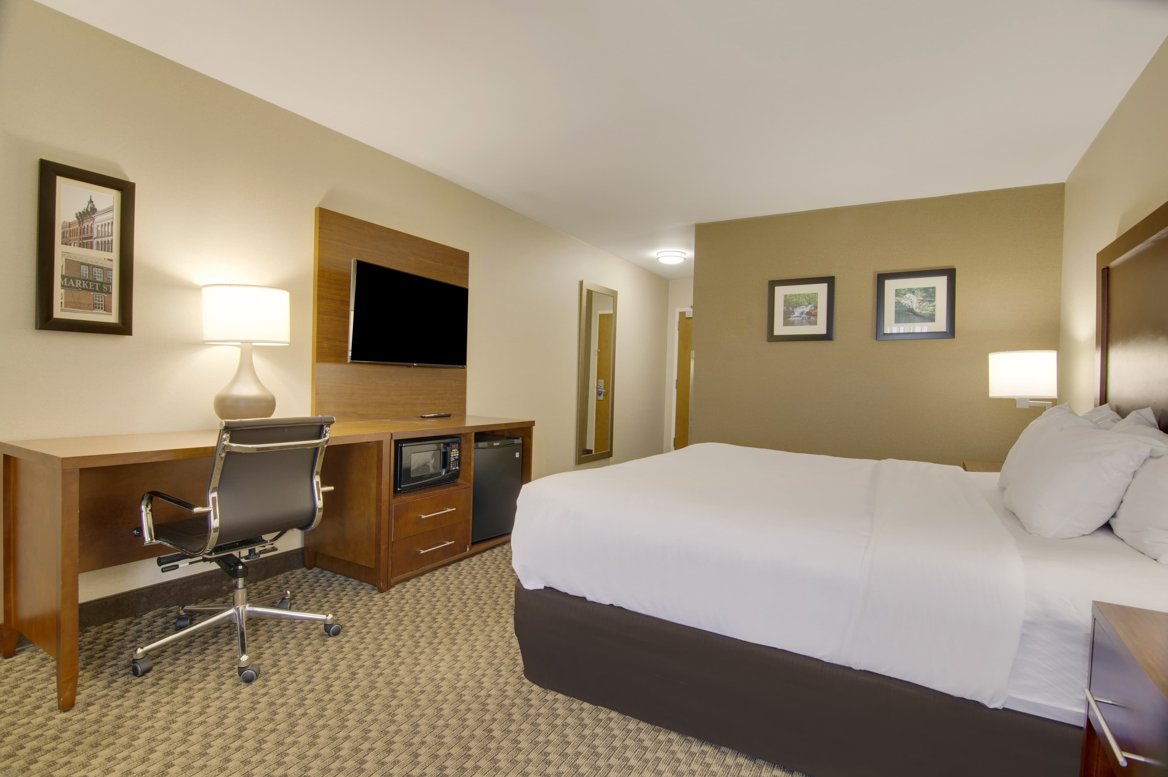 Comfort Inn Airport — 11