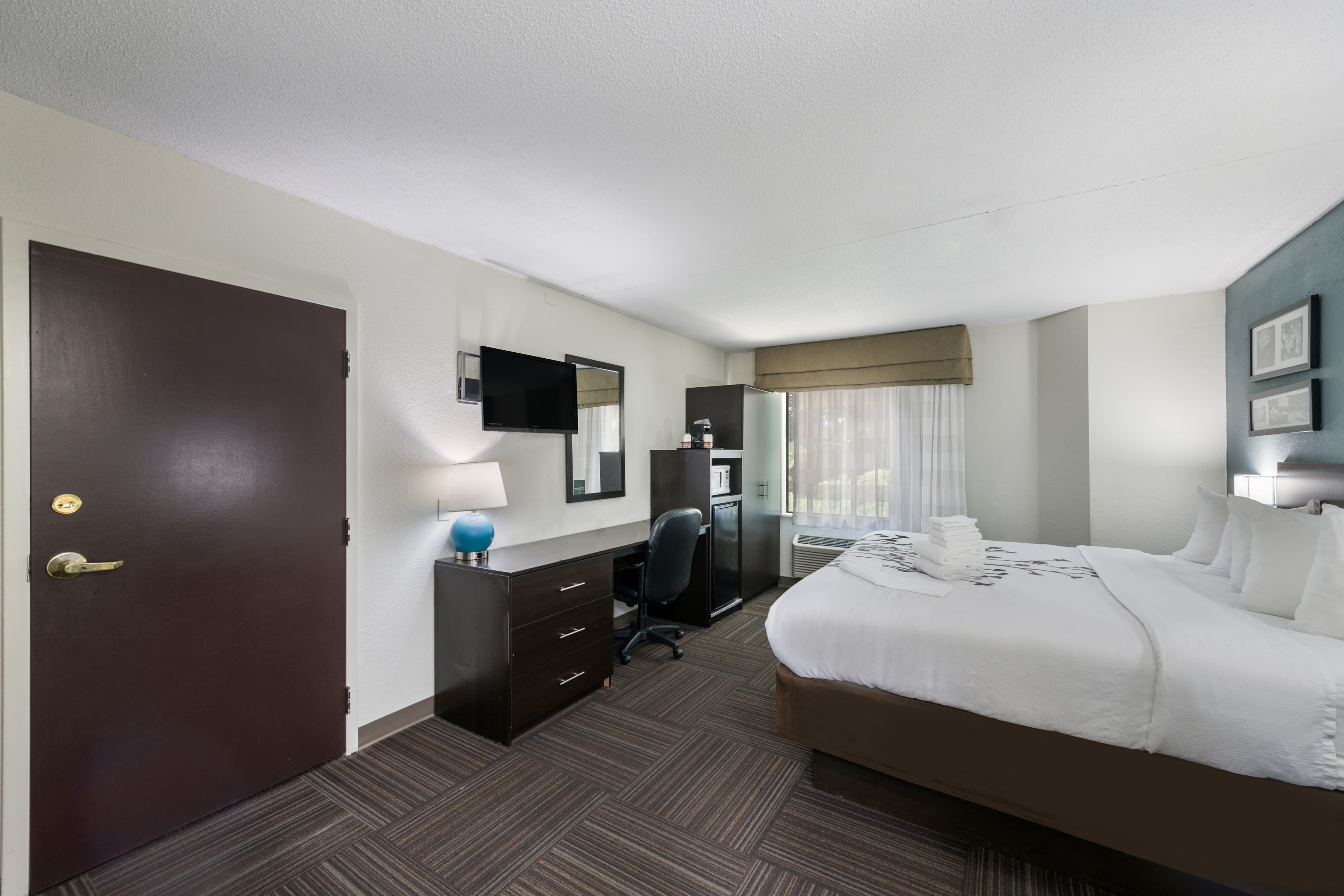 Sleep Inn & Suites Chesapeake - Portsmouth — 15