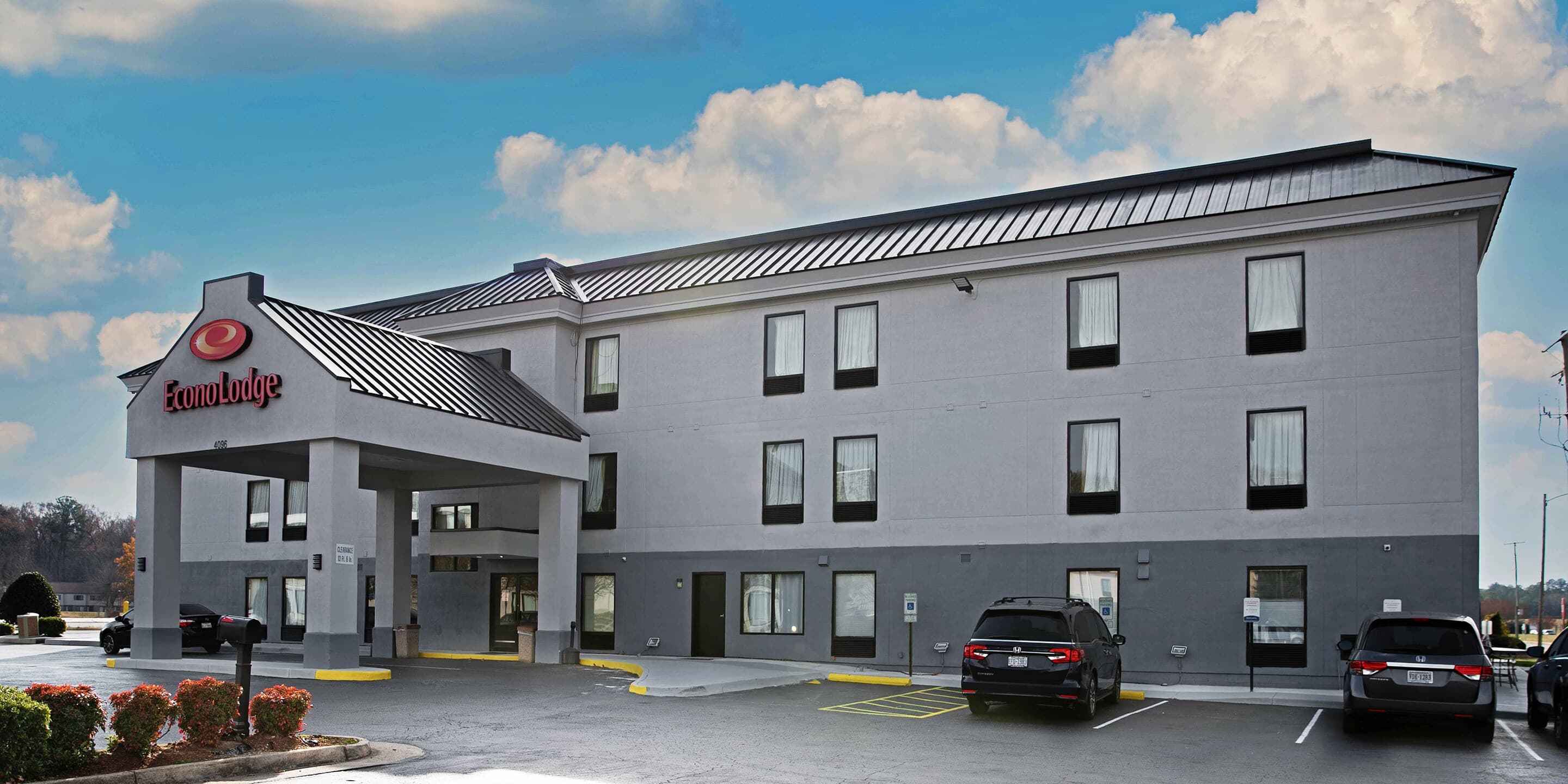 Econo Lodge Hopewell Near Fort Lee I-295 - Image 1