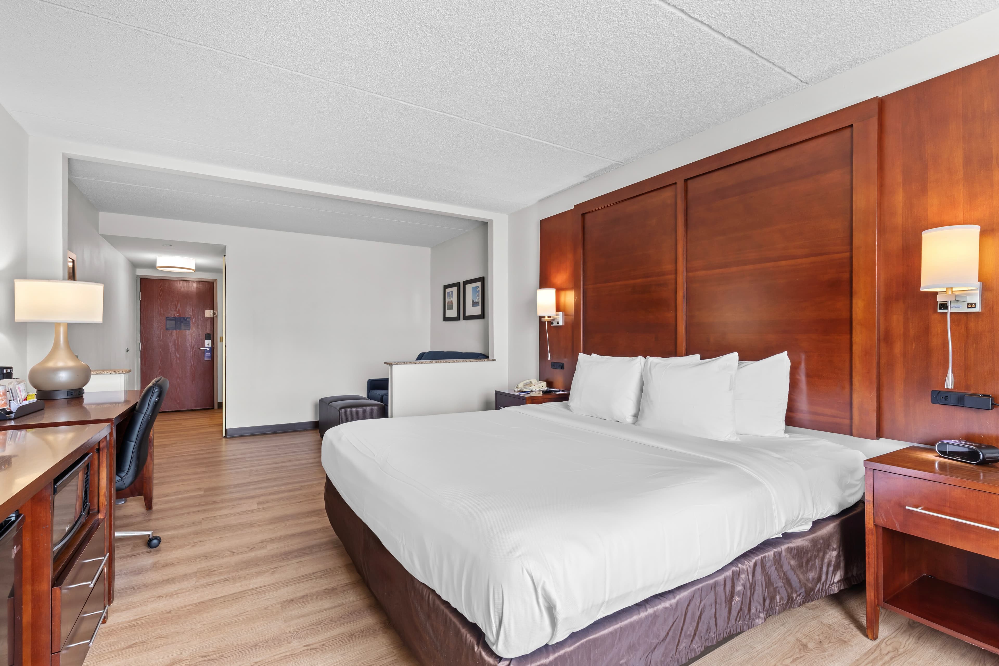 Comfort Suites Manassas Battlefield Park — 9